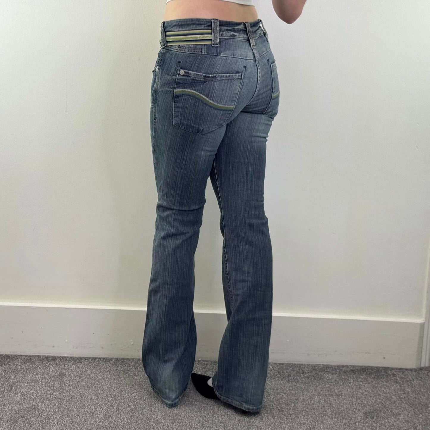 Y2K vintage faded denim wash bootcut jeans stripe zipper detail stretchy