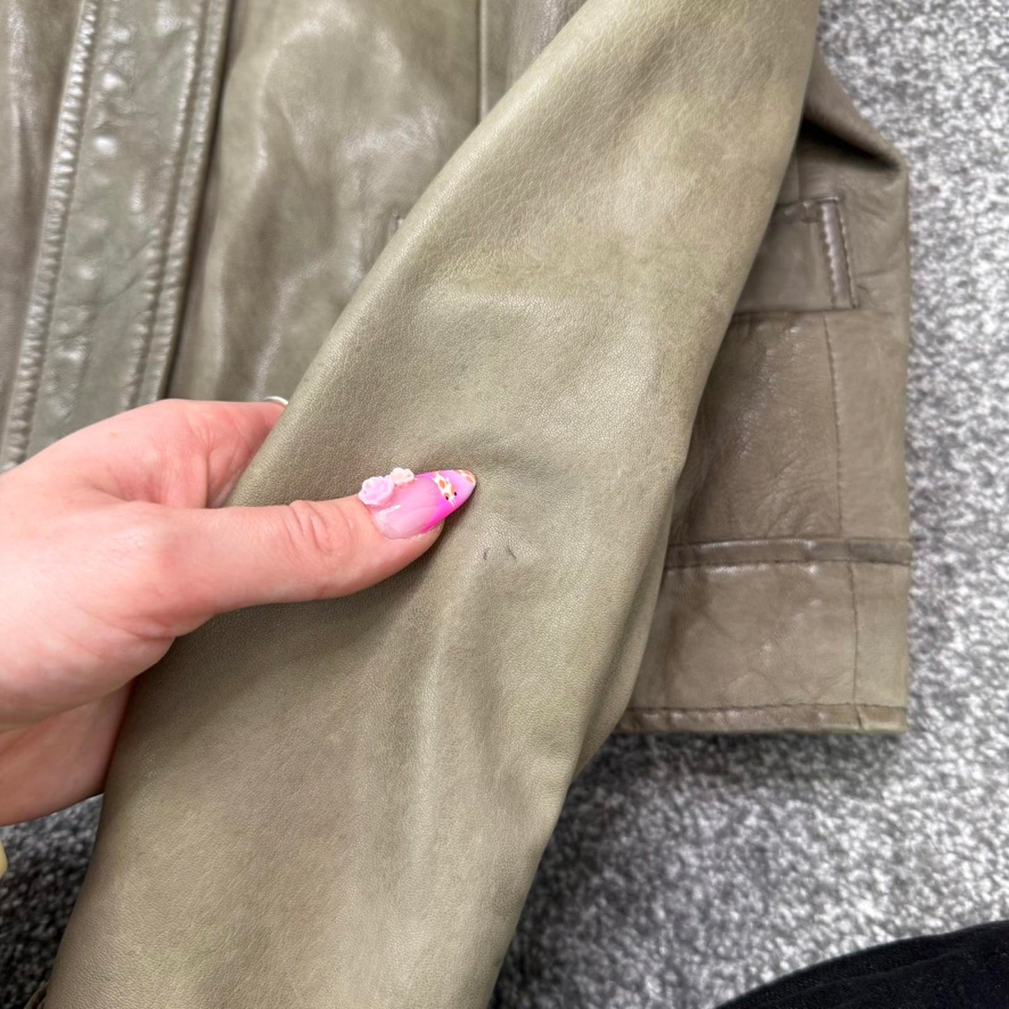 Y2K vintage genuine butter soft leather zip up jacket round neckline olive green