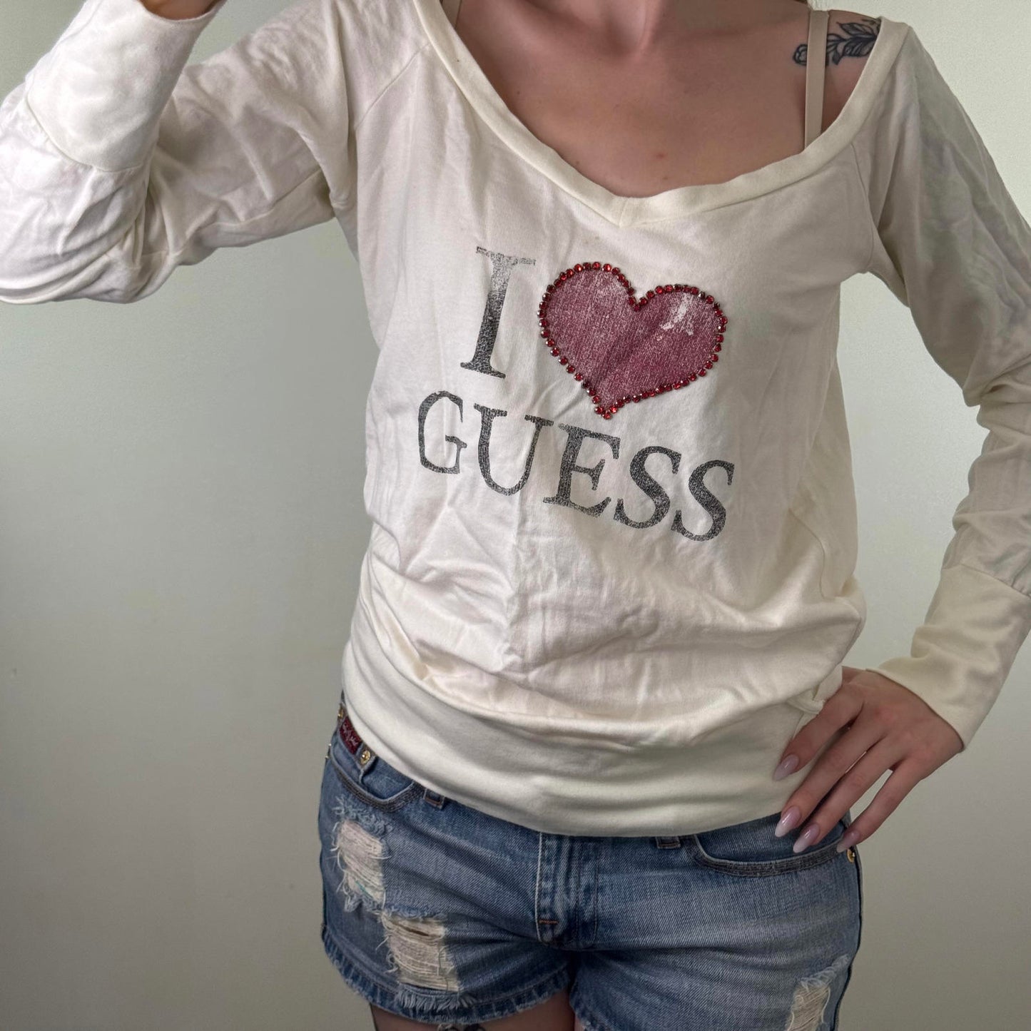 Y2K vintage Guess slouchy jumper rhinestone i love lightweight graphic print