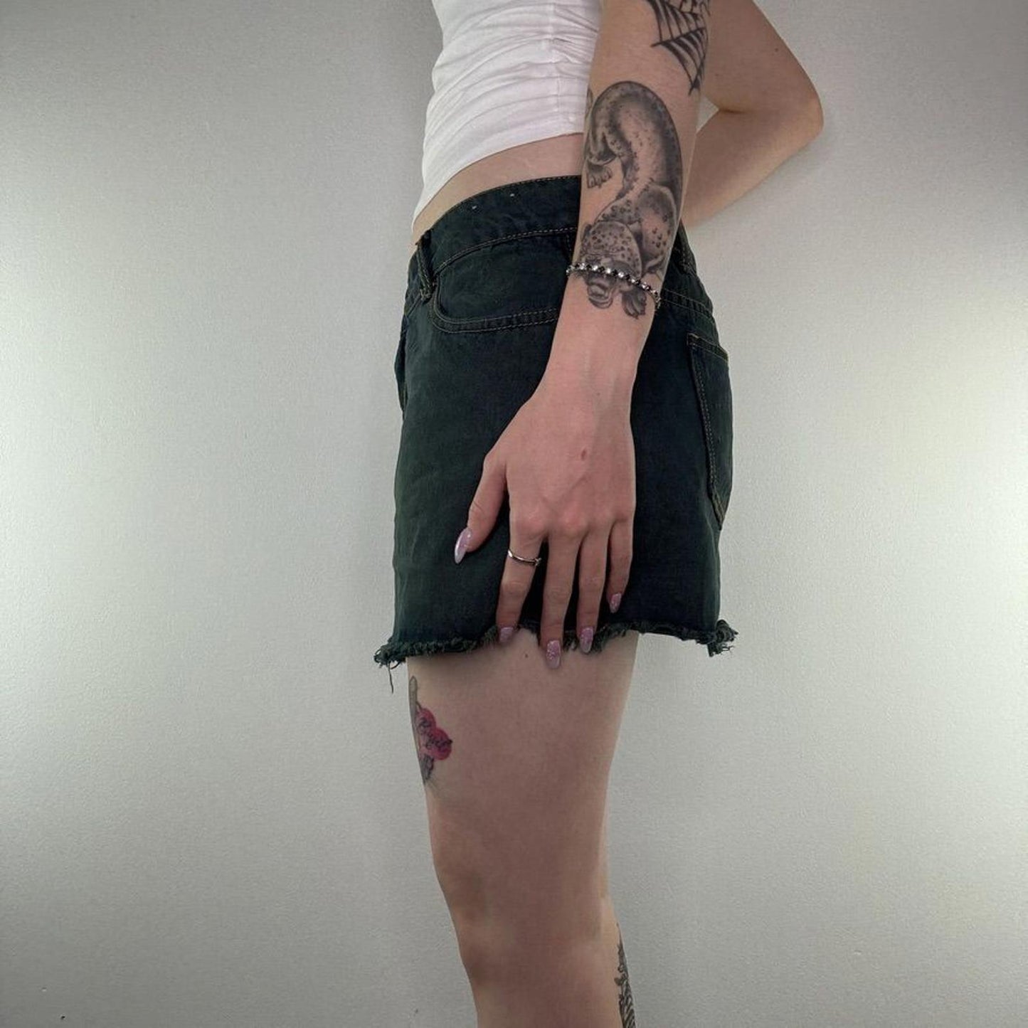 Y2K vintage low rise fraying hem mini skirt dark denim wash archive