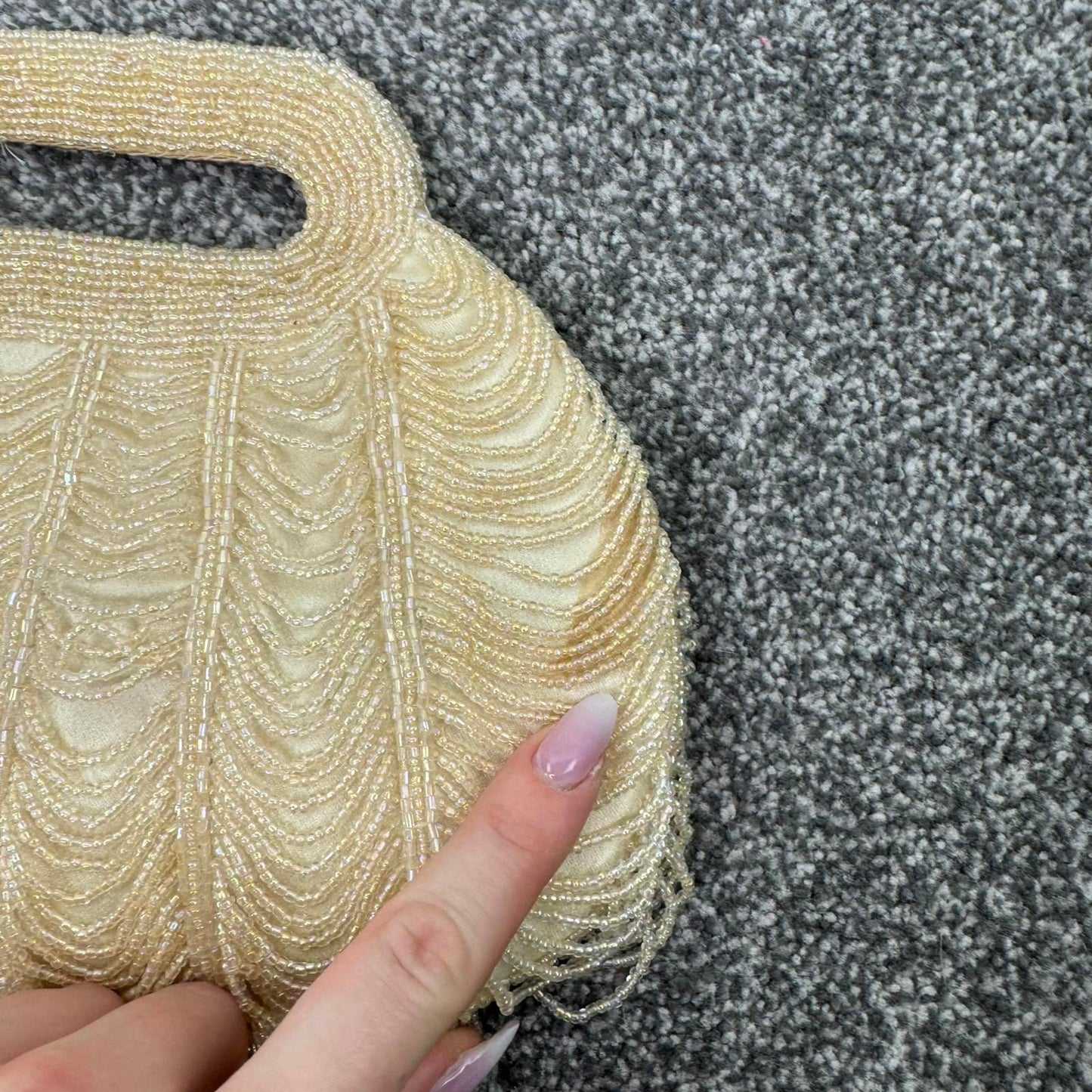 Y2K vintage beaded mini crossbody bag beads handbag evening cream scallop hem