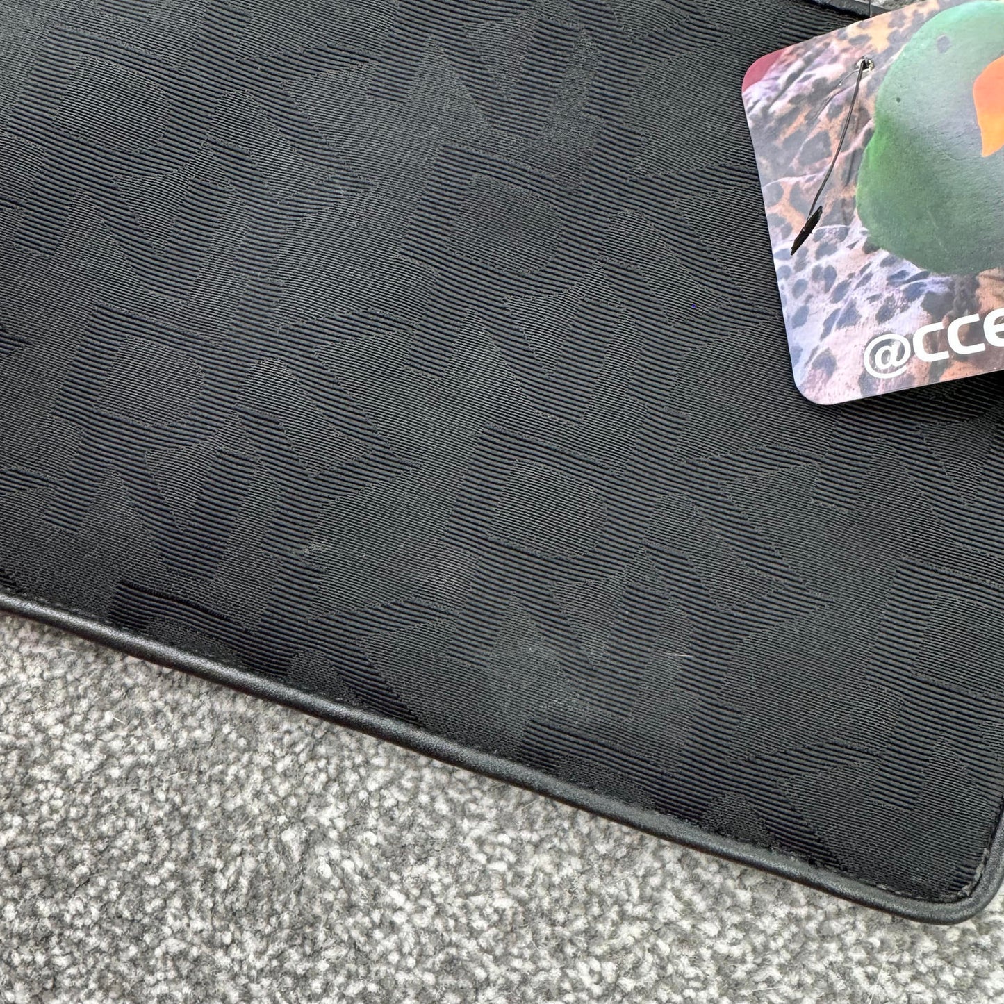 Y2K vintage DKNY mini small canvas shoulder bag black silver zipper closure