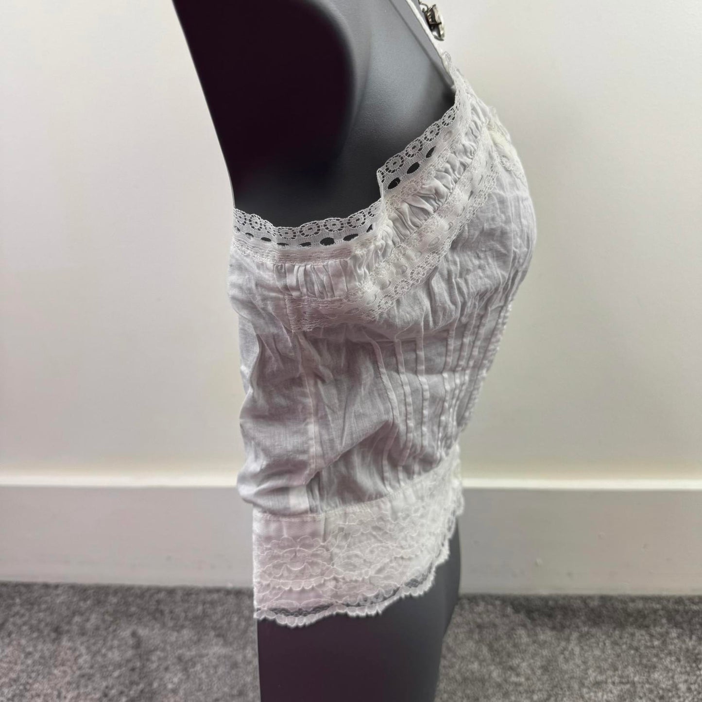 Y2K vintage coquette cotton cami top lace trim strappy button up