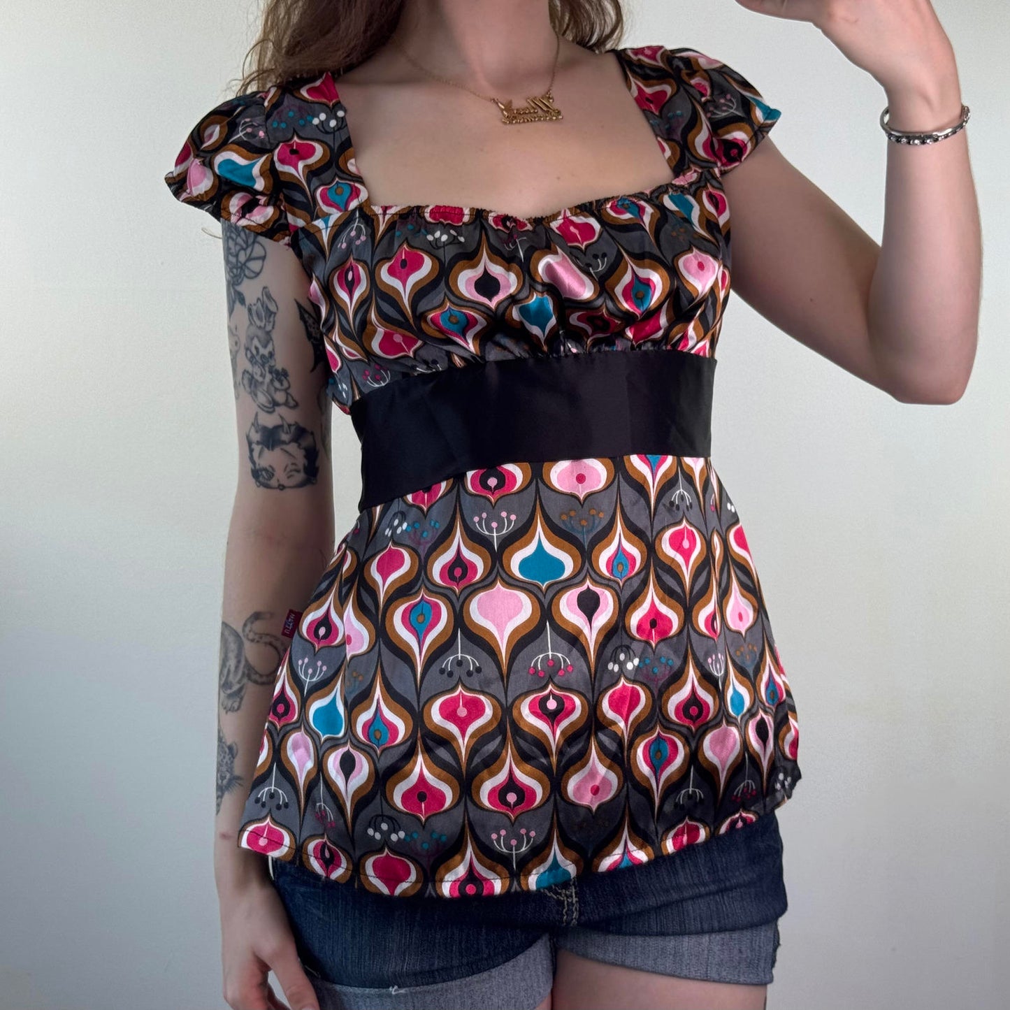 Y2K vintage babydoll top satin cap sleeve top bow open back square neck pattern
