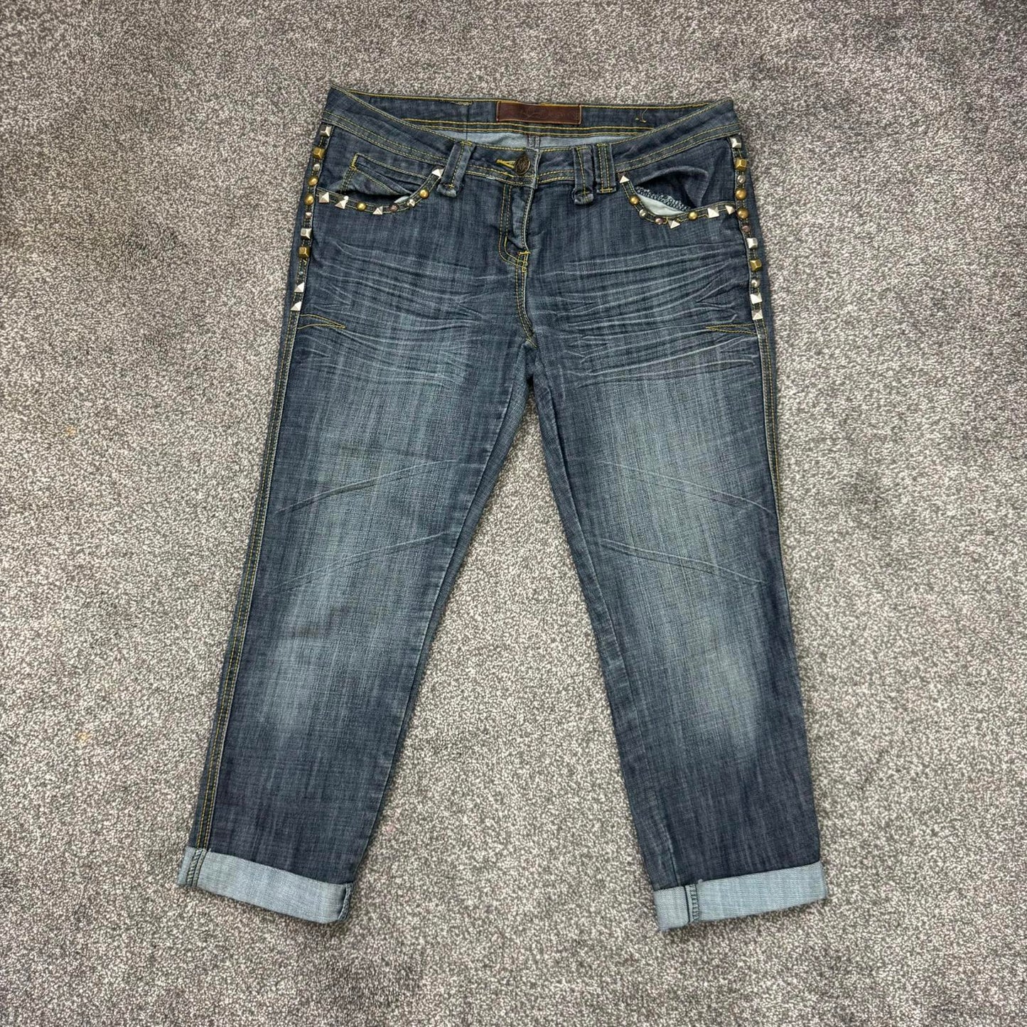 Y2K vintage low rise studded capri denim jeans cropped dark faded stretchy