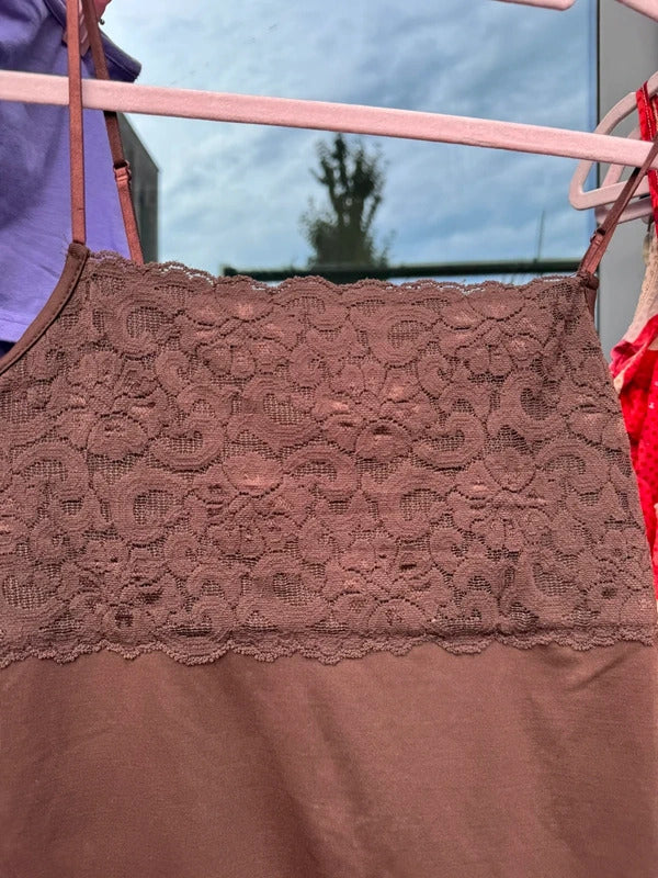 Y2K vintage lace trim bust slinky cami top