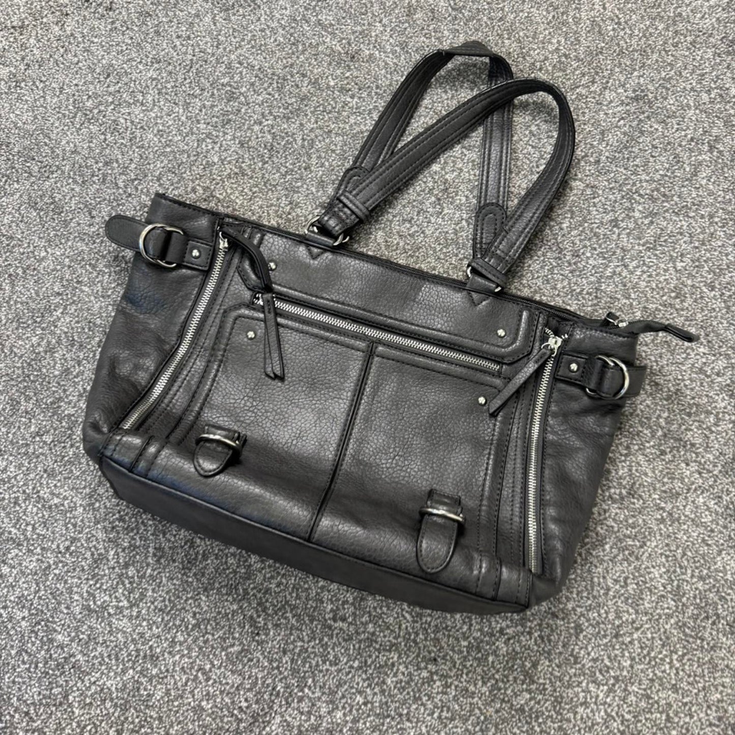 Y2K vintage faux leather shoulder bag zipper studded buckle medium size