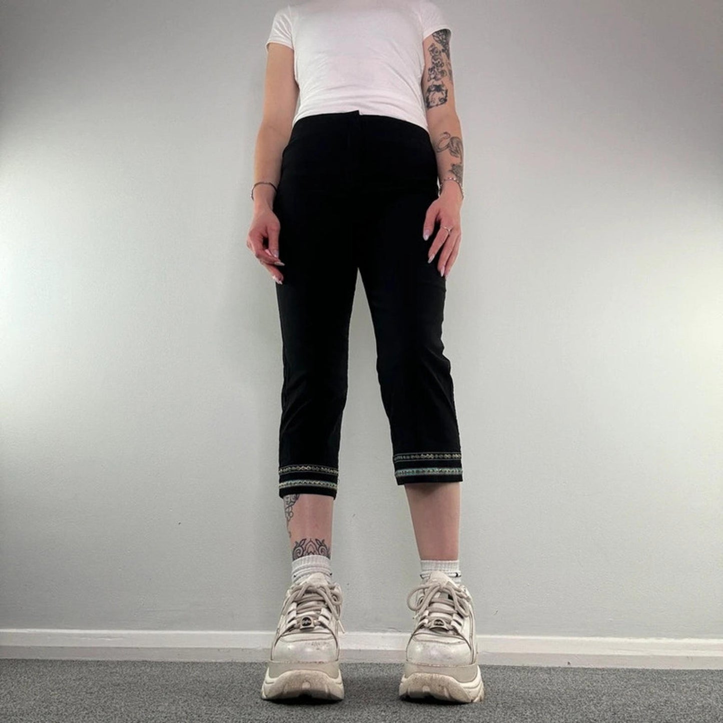 Y2K vintage mid rise stretchy capri trousers cropped