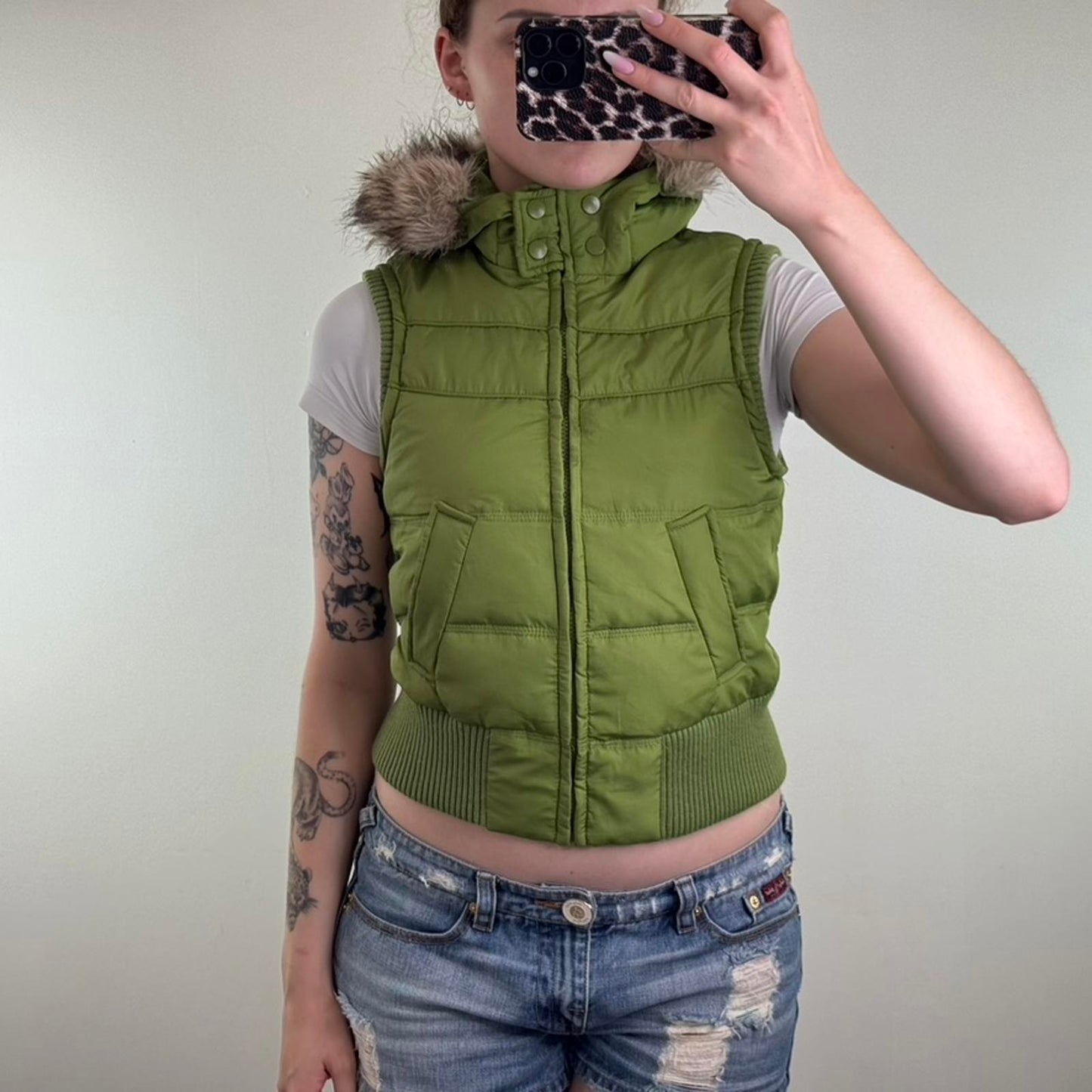 Y2K vintage Aeropostale gilet sleeveless jacket body warmer faux fur trim hood
