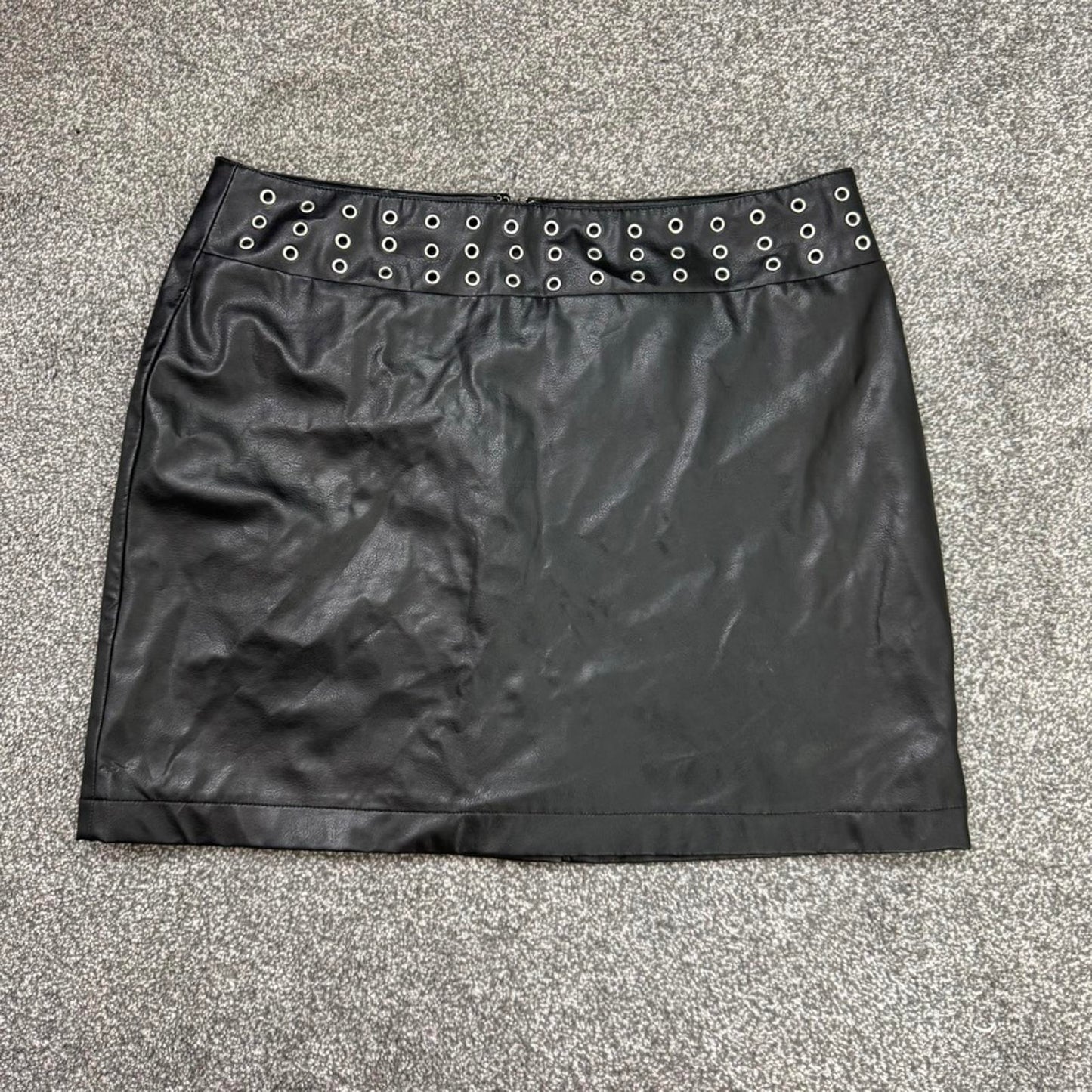 Y2K vintage faux leather studded mini skirt grommet eyelet mid rise alt emo goth