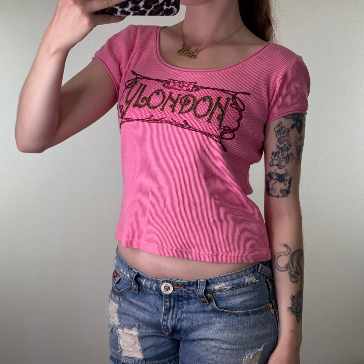 Y2K vintage London sparkly slogan t shirt short sleeve ribbed round neckline