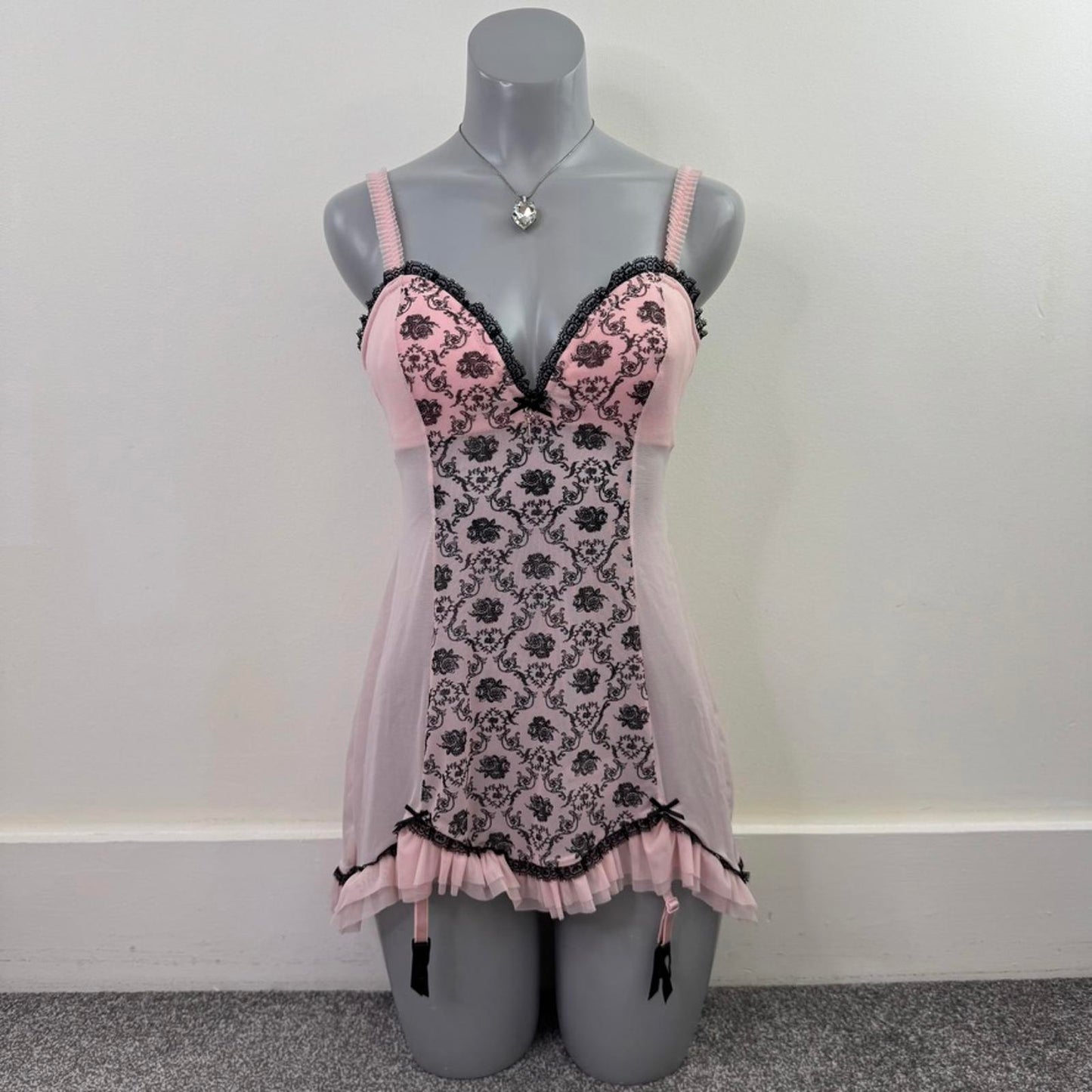Y2K vintage Ann Summers mesh babydoll filigree baby pink black with suspenders