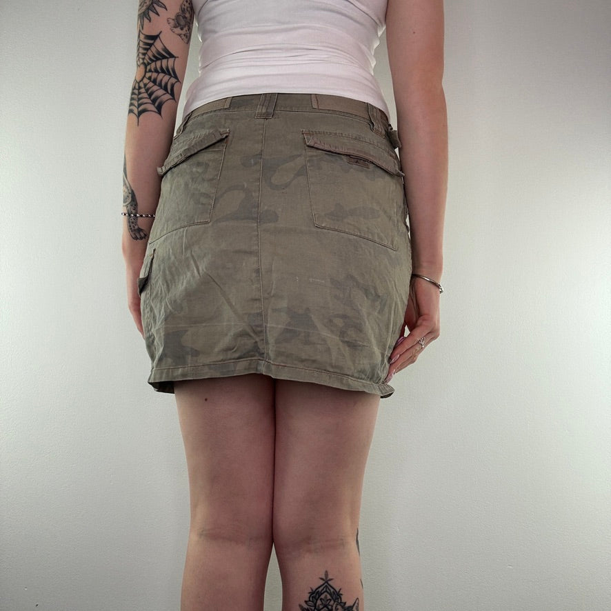 Y2K mid rise cargo camo mini skirt