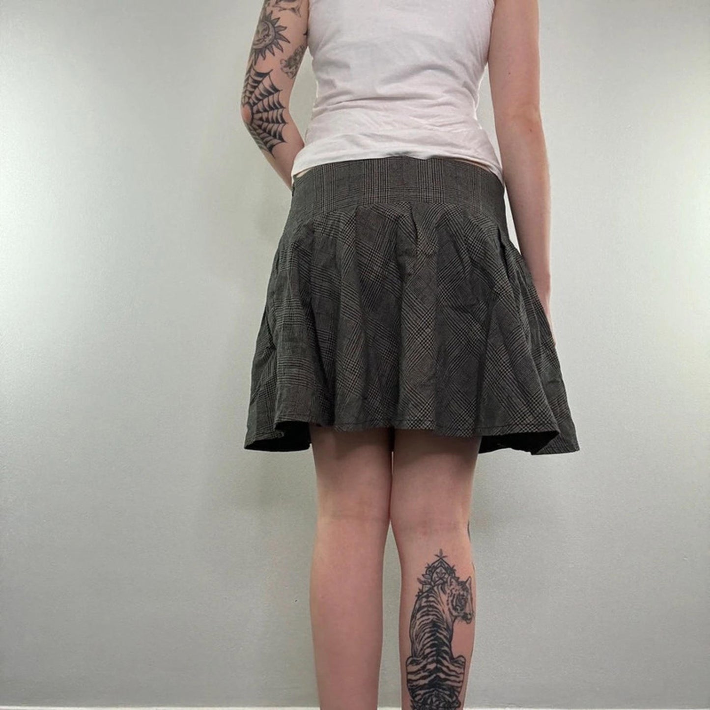 Y2K vintage houndstooth mini skirt a line ruffle pattern