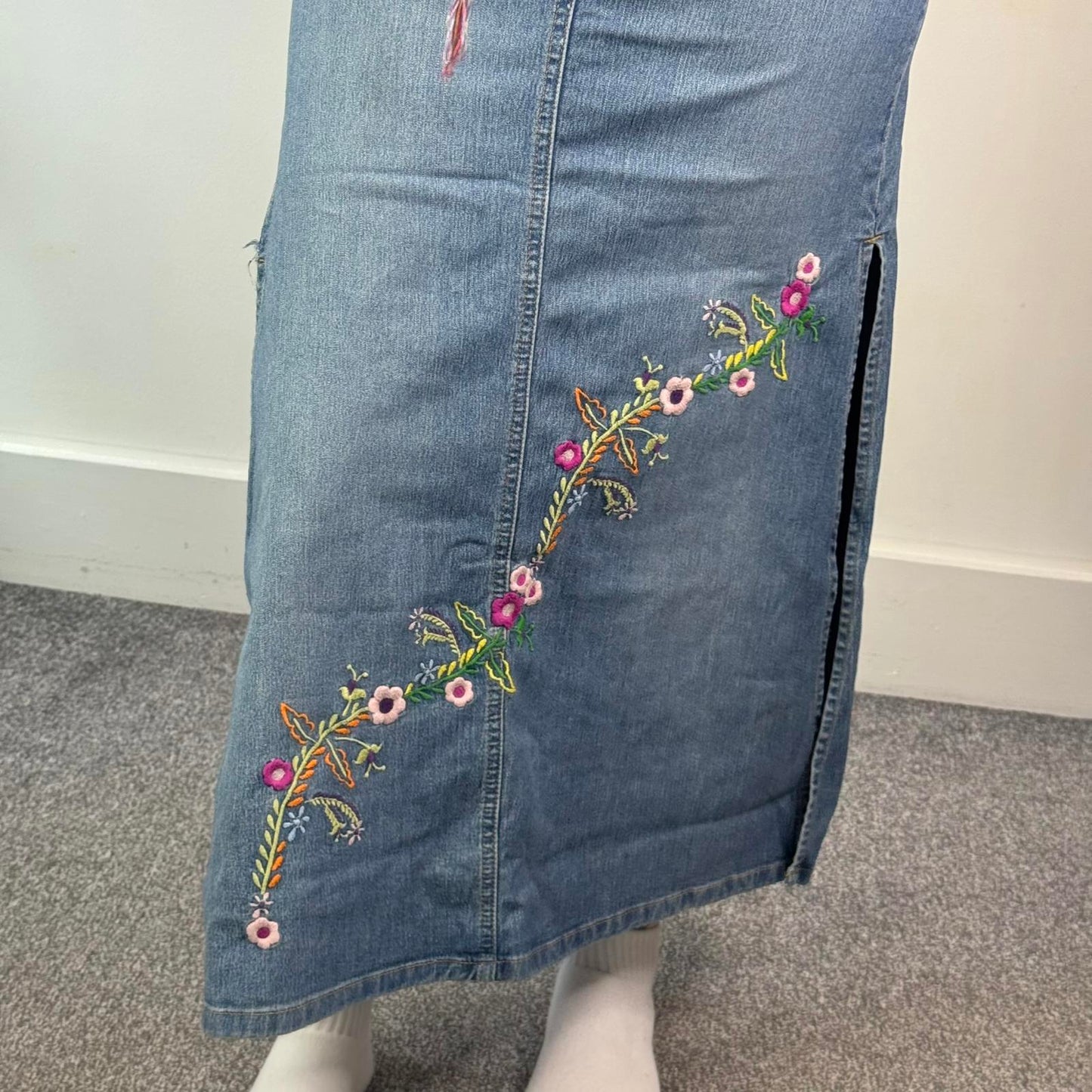90s Y2K vintage floral embroidery denim maxi skirt thigh split belt light blue