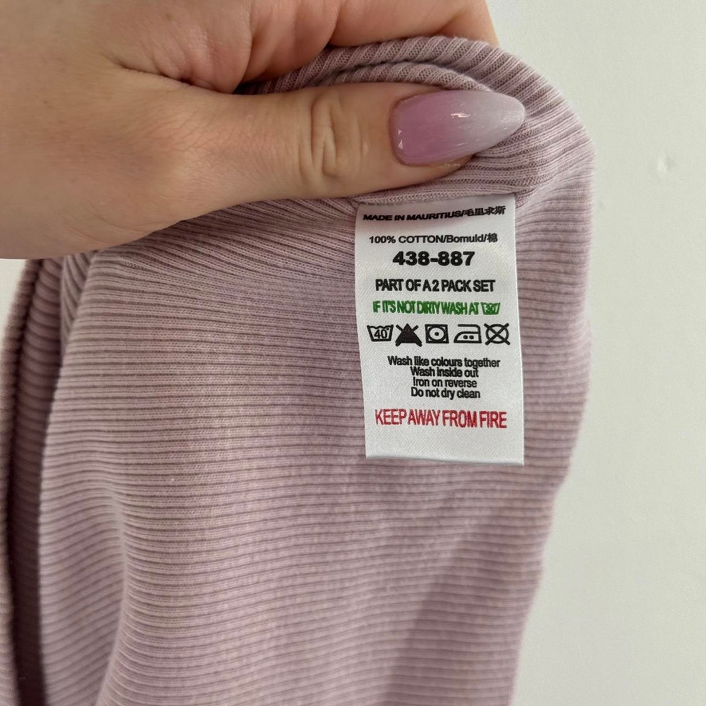 Y2K vintage short sleeve jumper sweatshirt v neck ribbed dusty pink