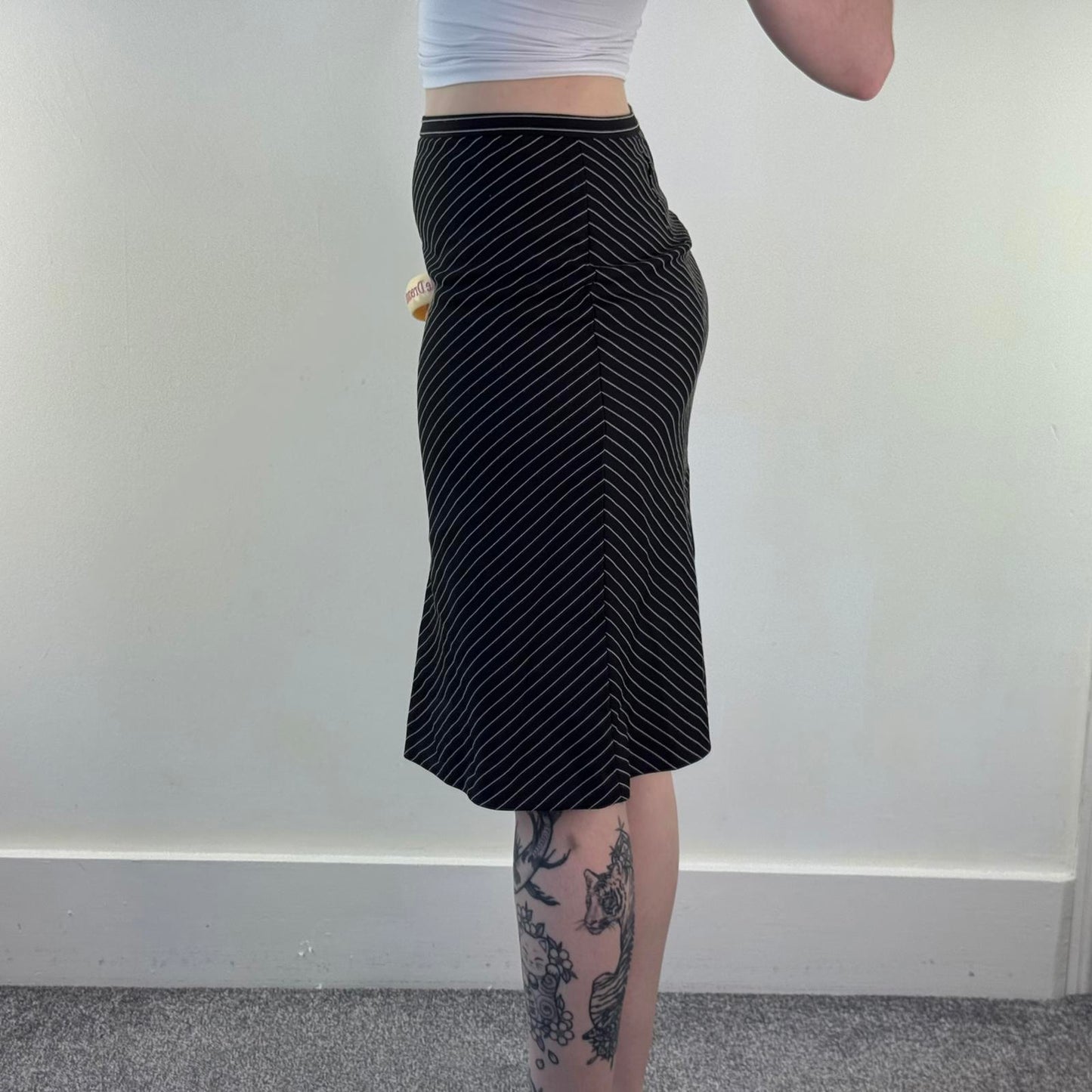 Y2K vintage pinstripe diagonal stripe midi skirt knee length black white