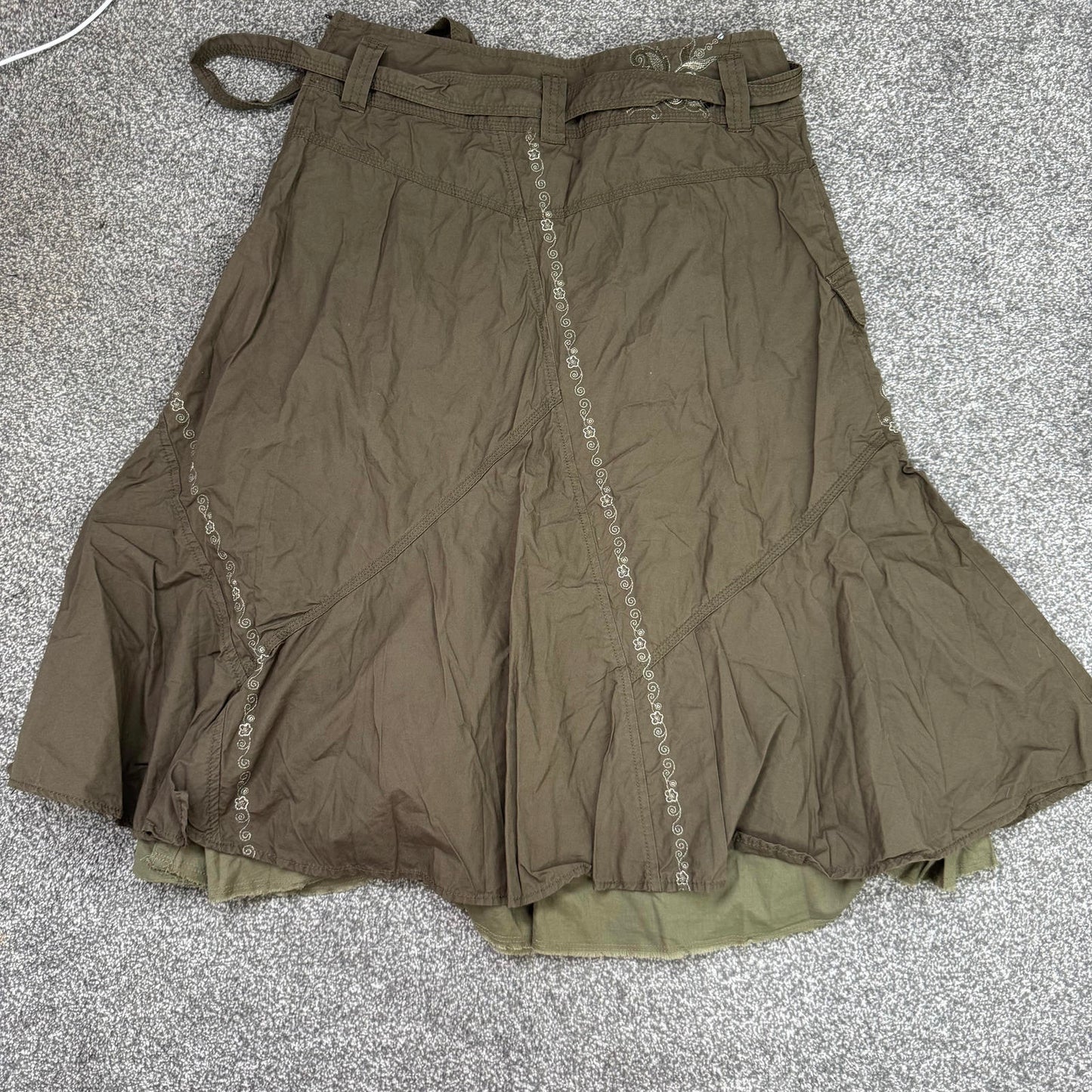 Y2K vintage midi skirt floral embroidery sequin embellished cargo with belt