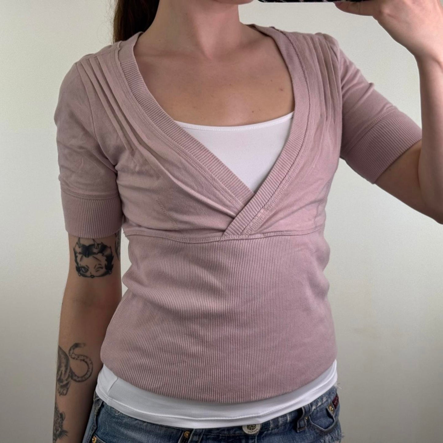 Y2K vintage short sleeve jumper sweatshirt v neck ribbed dusty pink