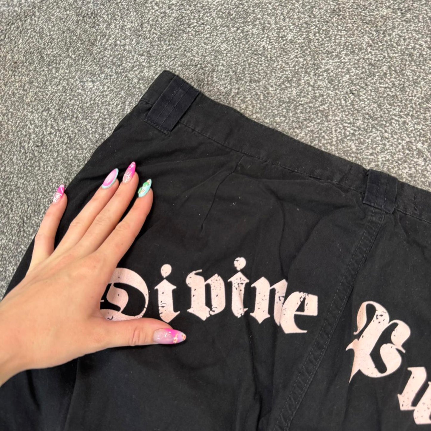 Y2K vintage sparkly slogan cargo trousers "divine punk" cropped capri glitter