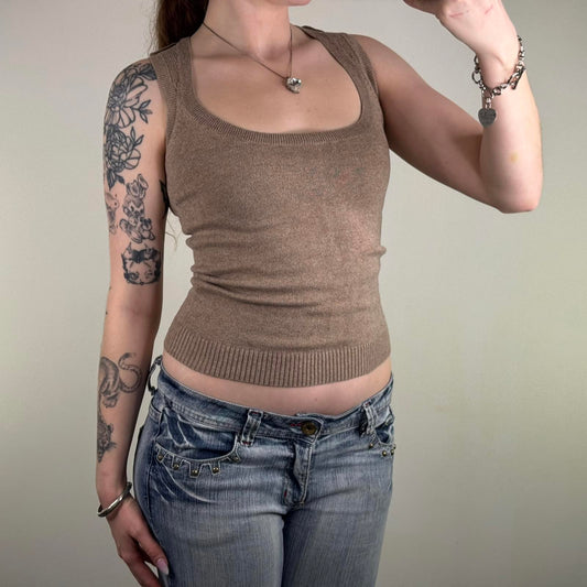 Y2K vintage fine knit stretchy fitted top deep round neckline sleeveless buttons