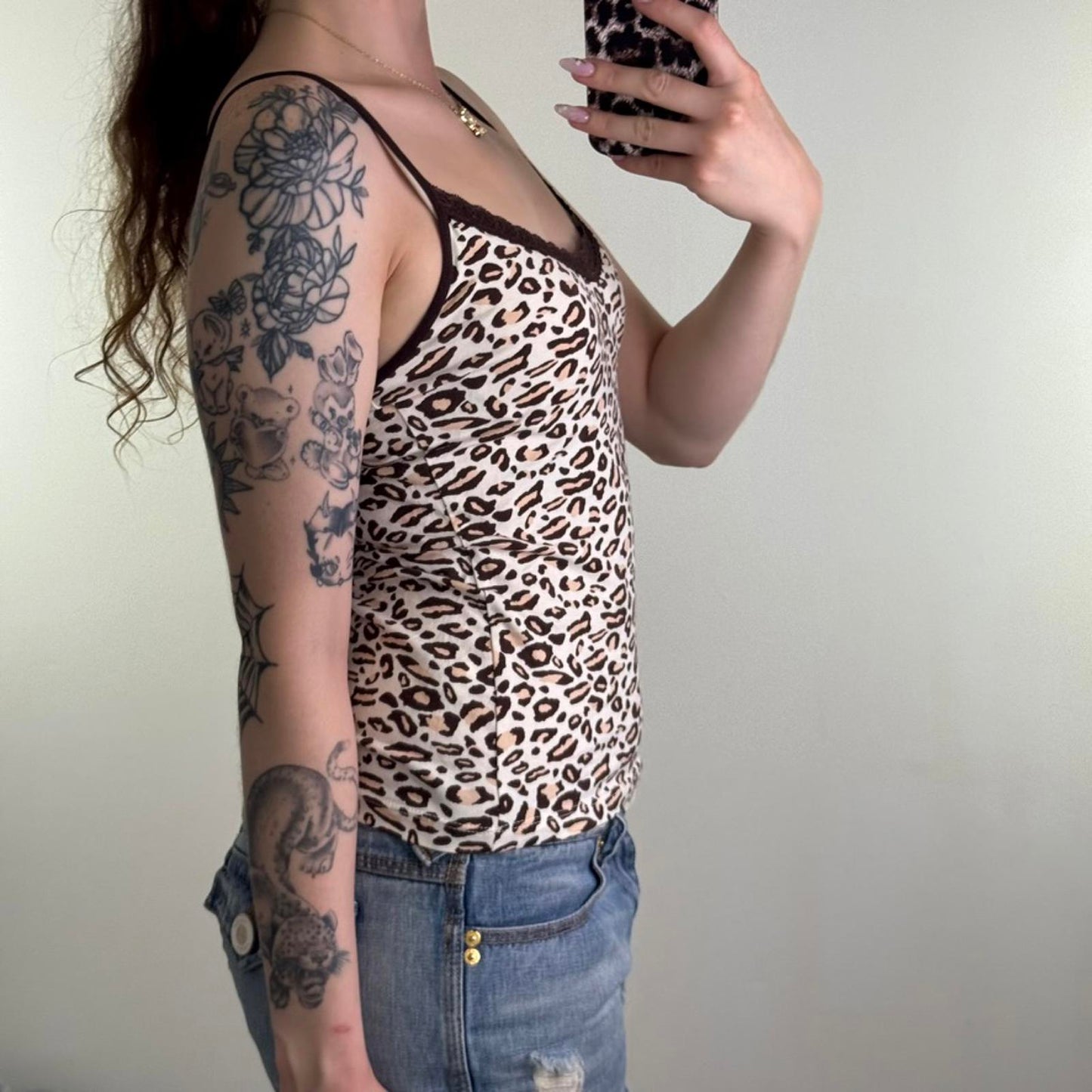 Y2K vintage leopard print cami top lace trim strappy cream brown v neck