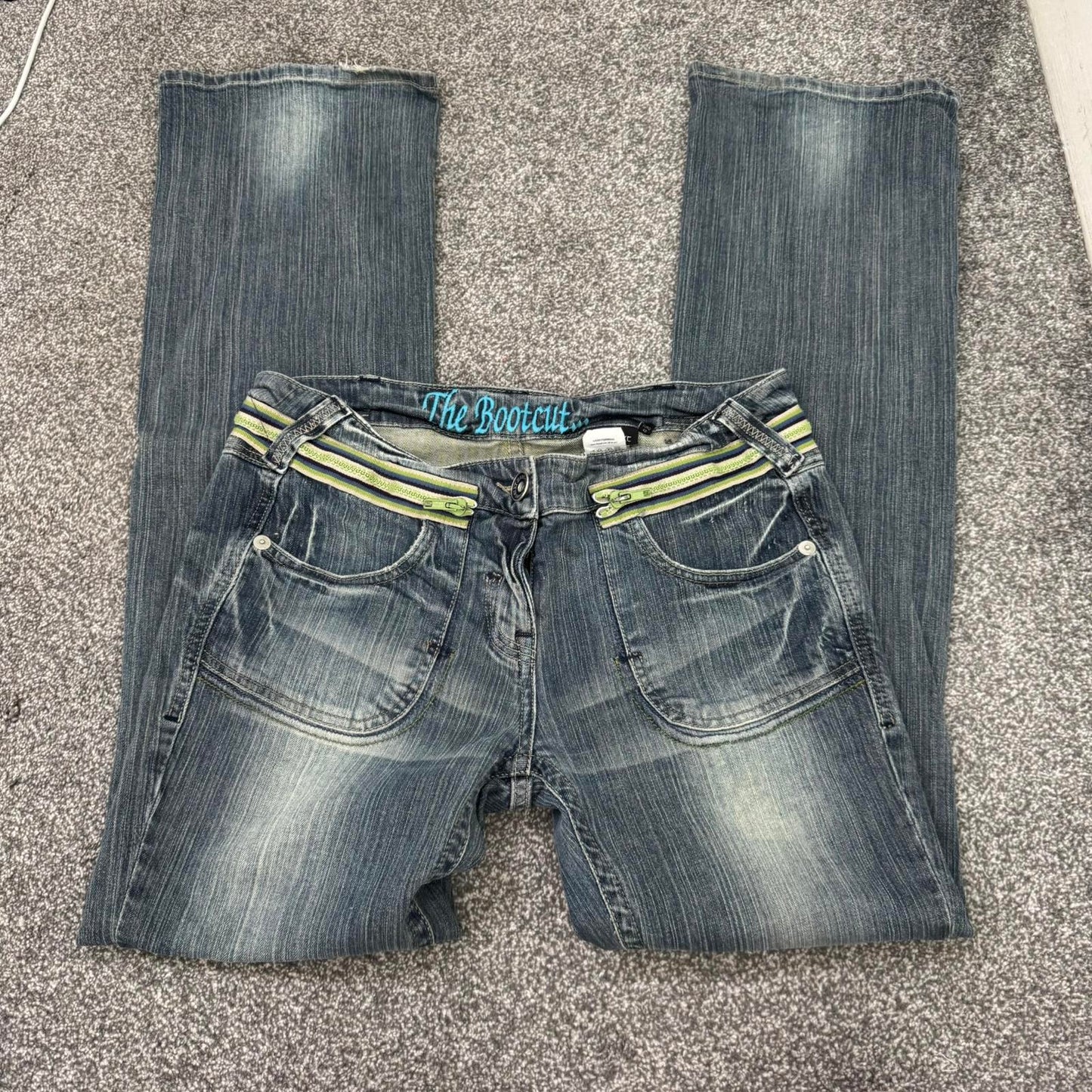 Y2K vintage faded denim wash bootcut jeans stripe zipper detail stretchy