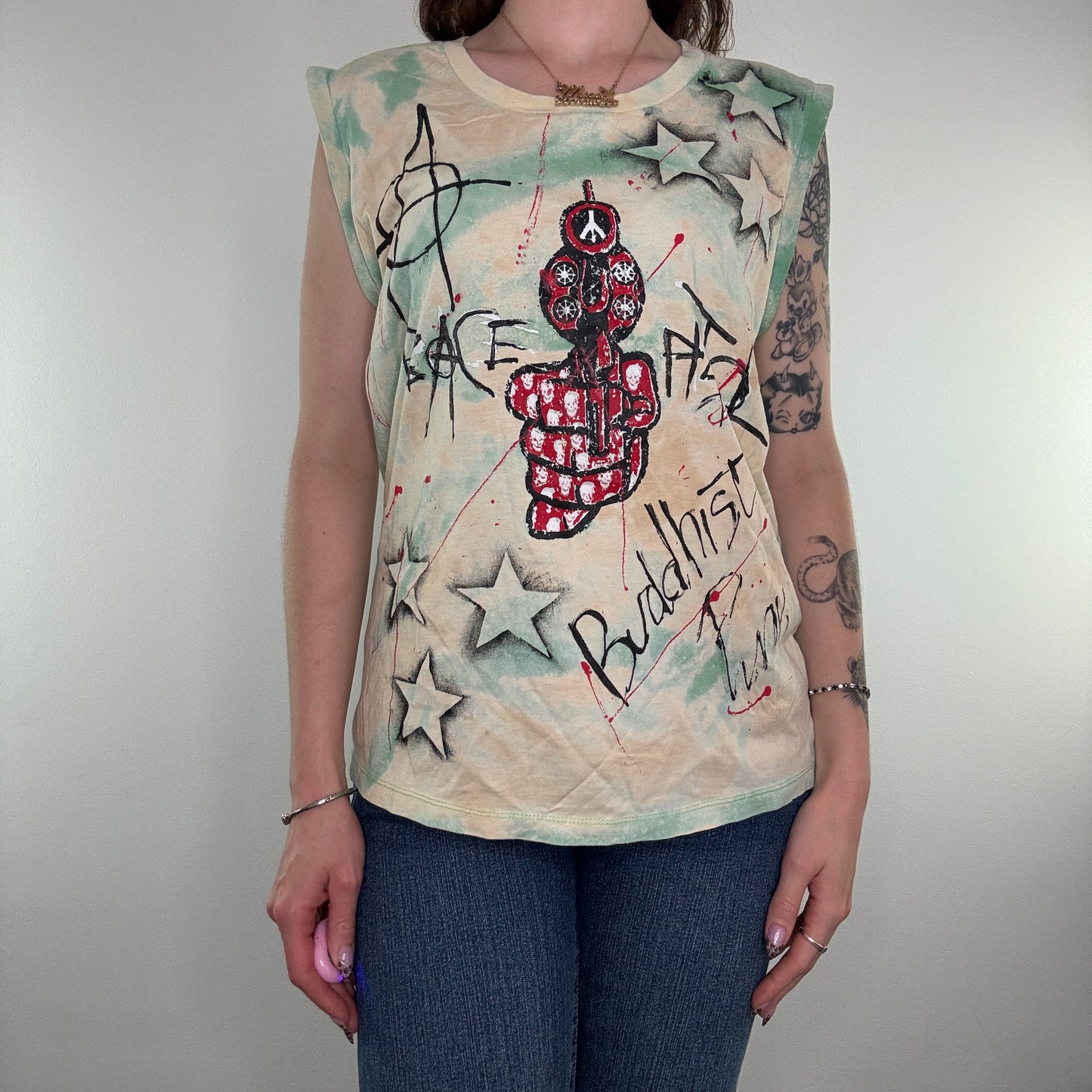 Y2K vintage graphic star gun peace tank top