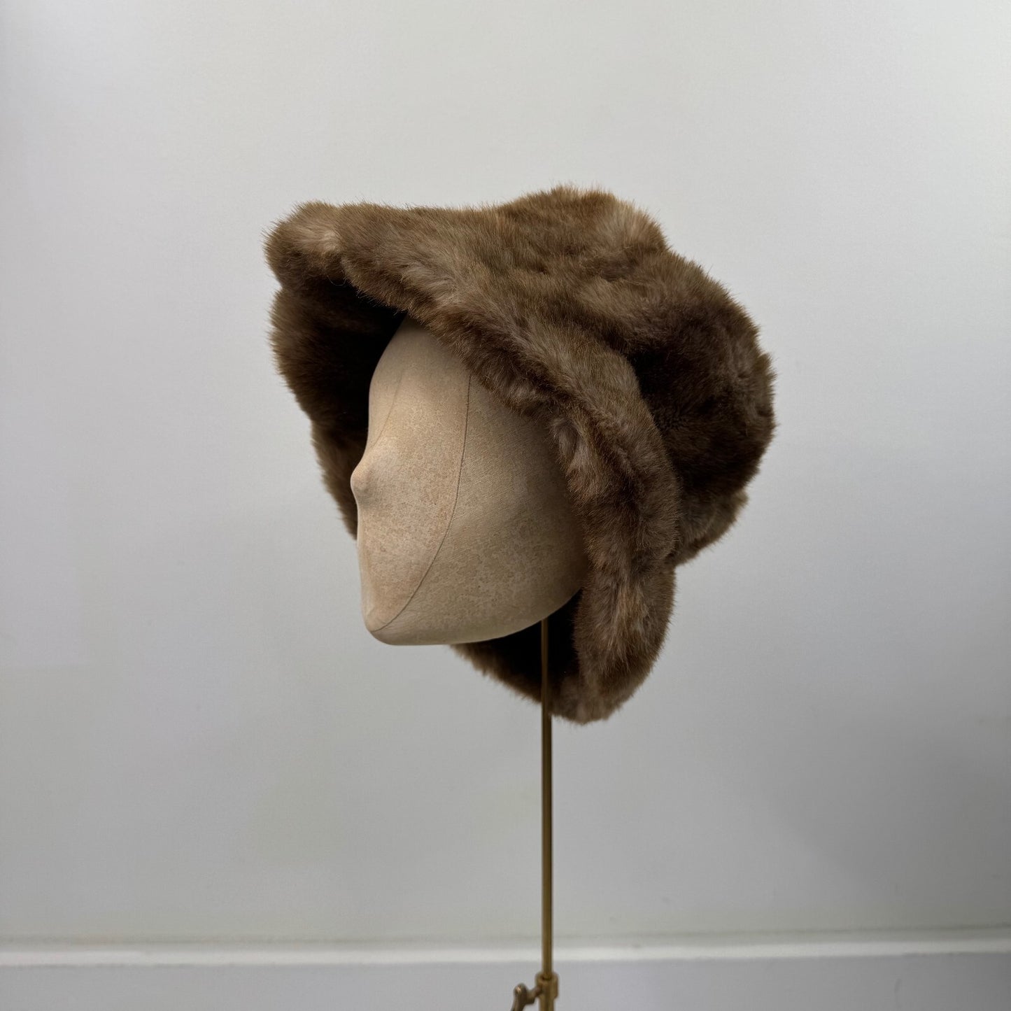 Y2K vintage faux fur hat bucket winter brown two tone fluffy unisex