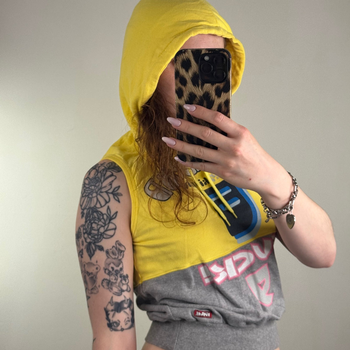 Y2K vintage Killah by Miss Sixty hoodie top sleeveless tank graphic crop sporty