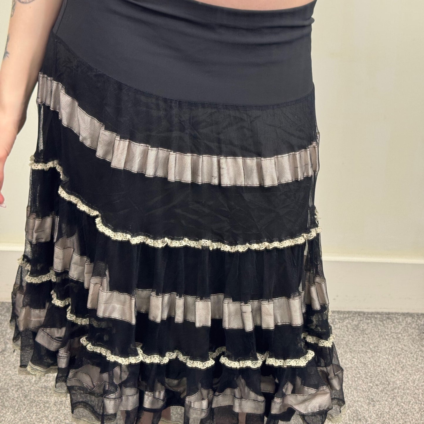 Y2K vintage maxi skirt tutu mesh frilly ruffle lace stretchy coquette