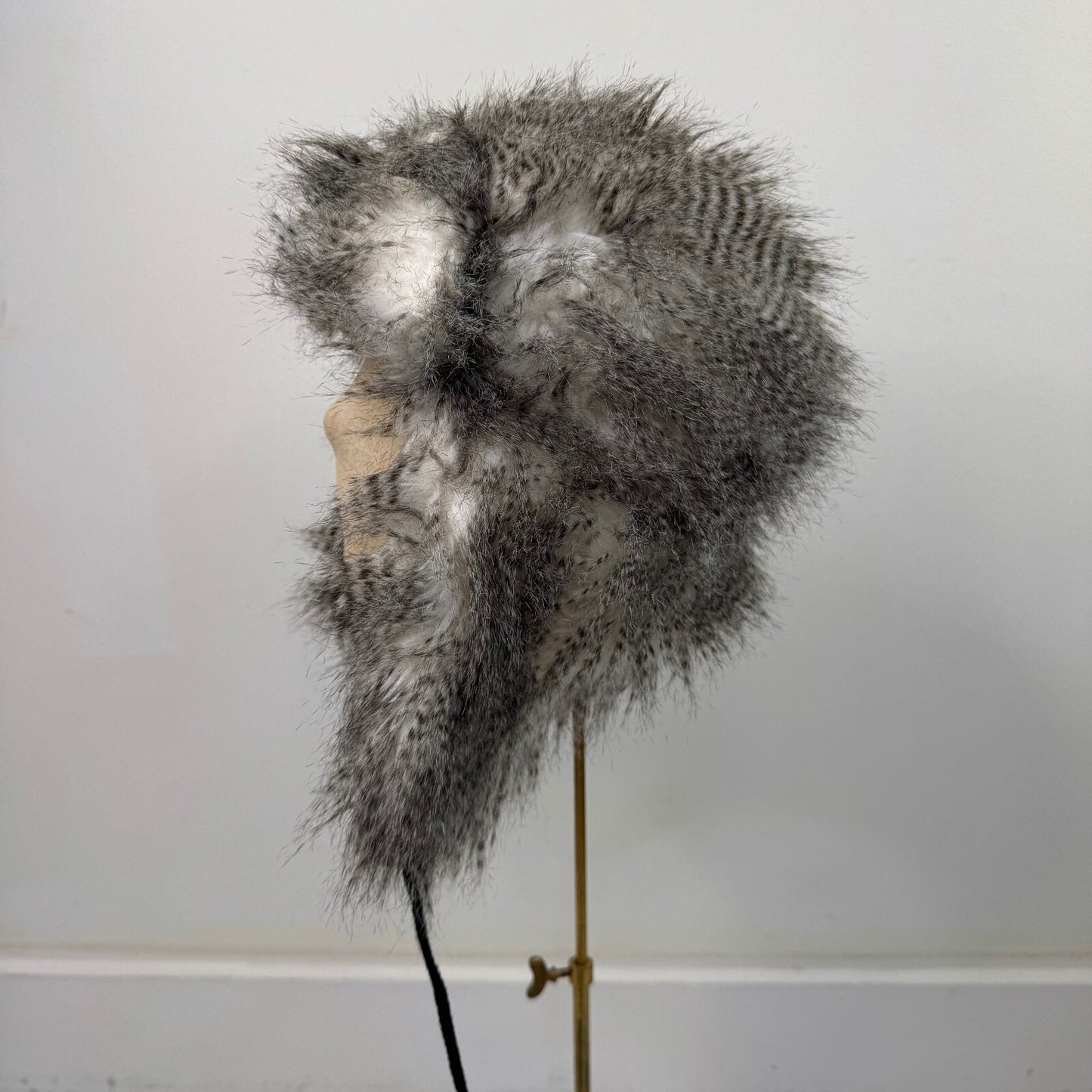 Y2K vintage trapper hat faux fur raccoon feathered style pattern oversized