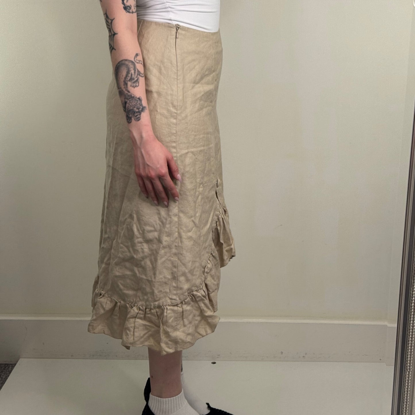 Y2K vintage 100% linen midi skirt asymmetrical hem ruffle button cream