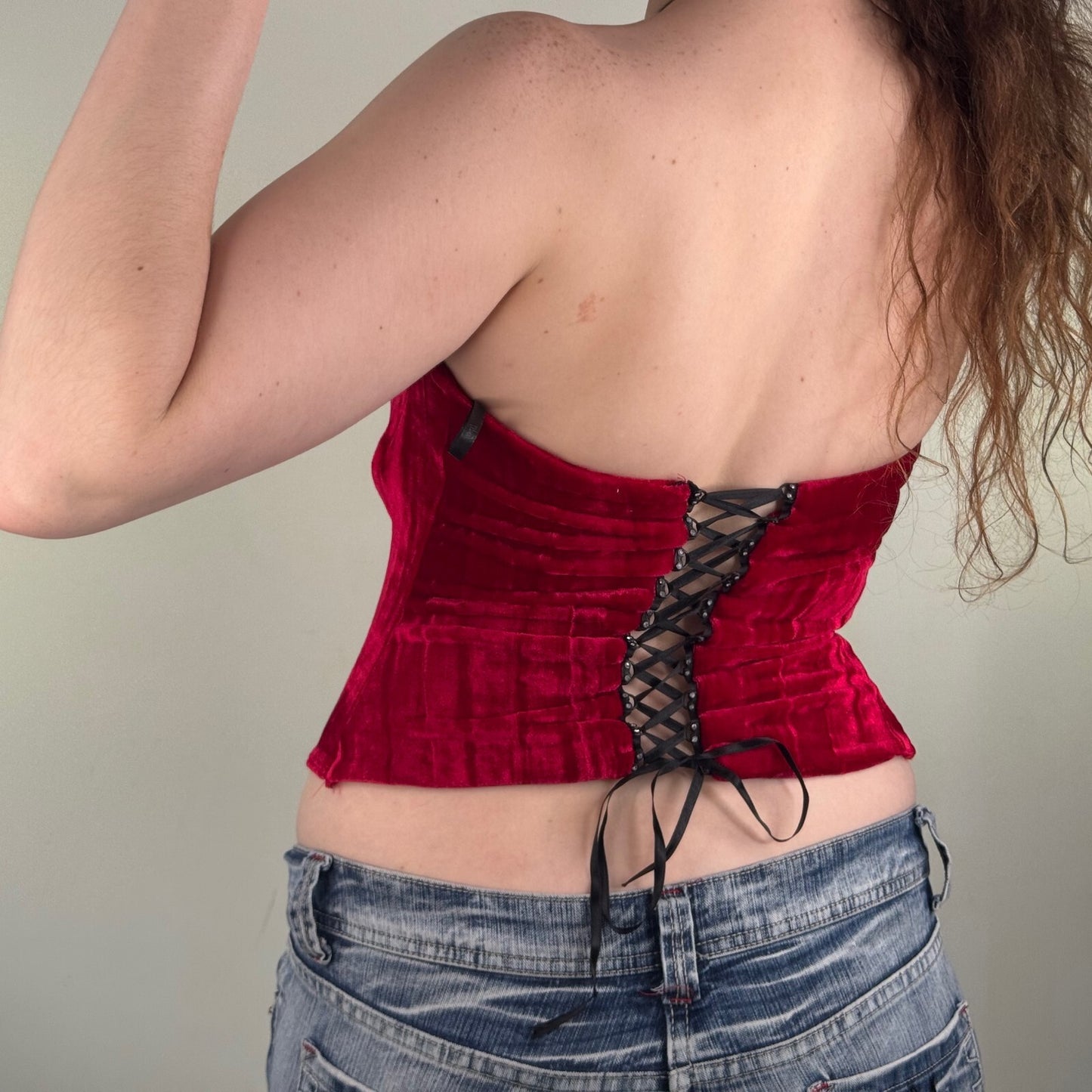 Y2K vintage bustier top boned velvet lace up structured red strapless v shape