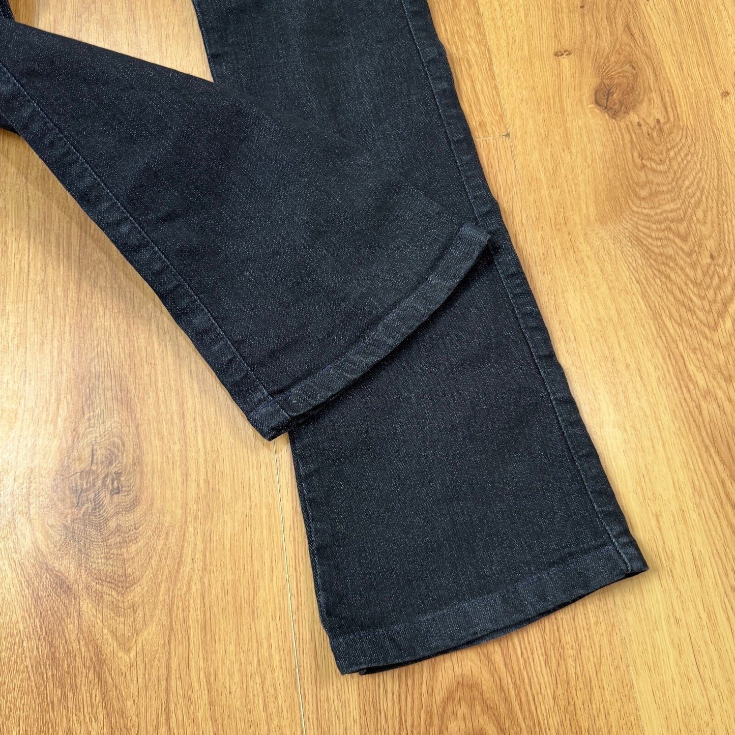 Y2K vintage low rise straight leg jeans stretchy denim black double button