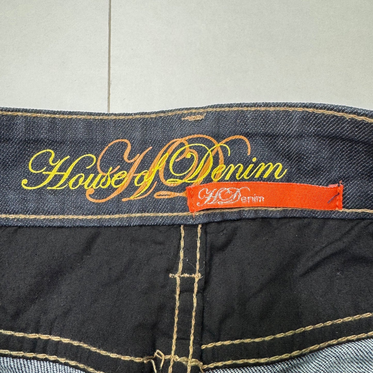 Y2K vintage low rise straight leg jeans dark blue denim wash studded cargo