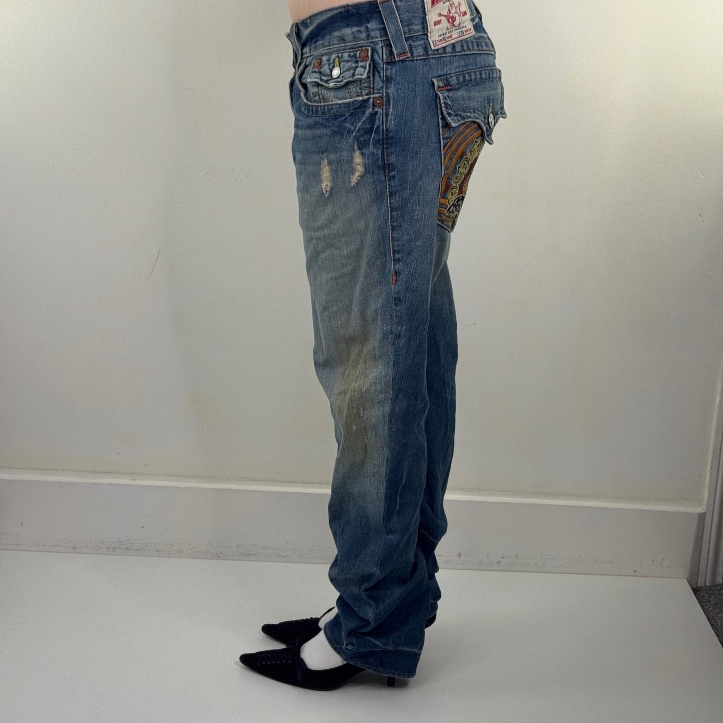 Y2K vintage True Religion bootcut jeans faded blue denim wash embroidered Billy