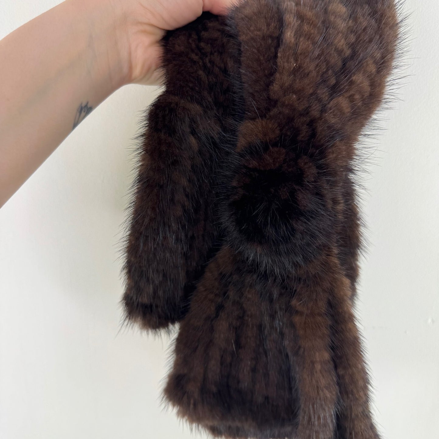 Vintage genuine mink fur scarf dark brown short length