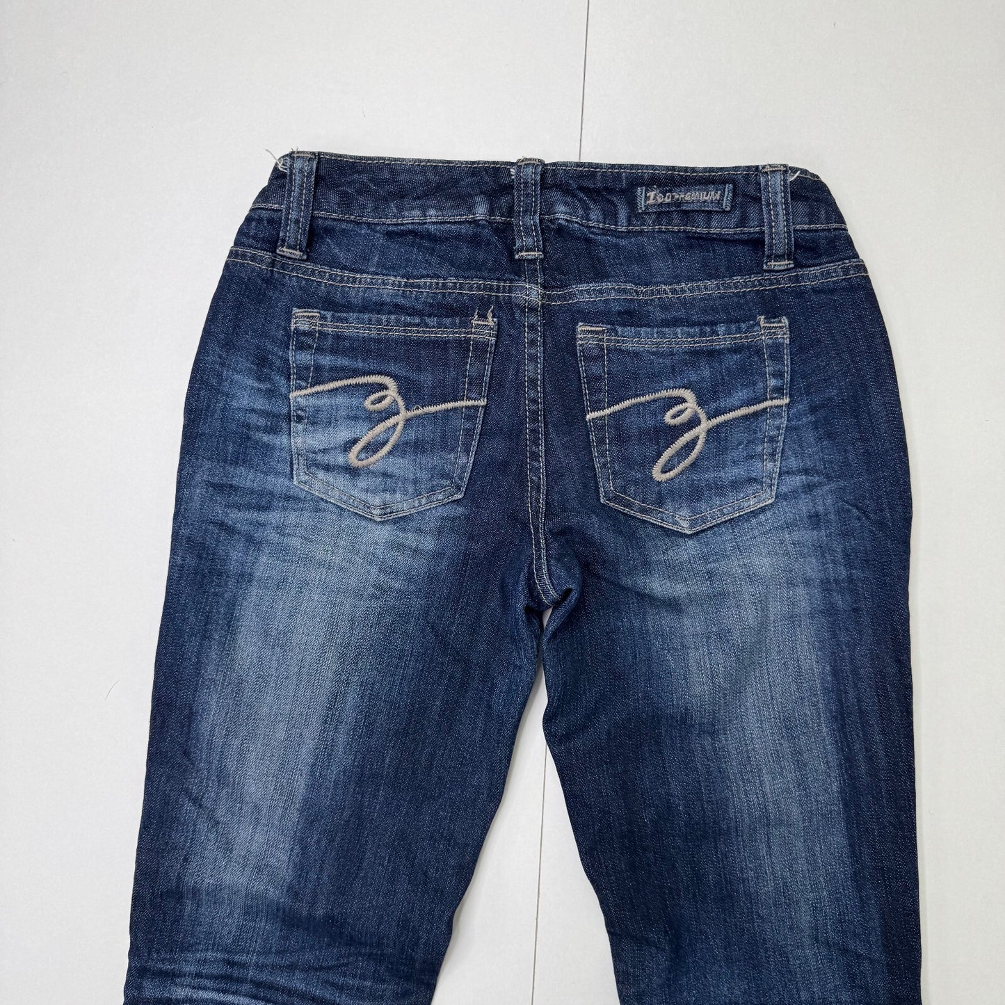 Y2K vintage low rise bootcut denim jeans dark blue wash stretchy faded