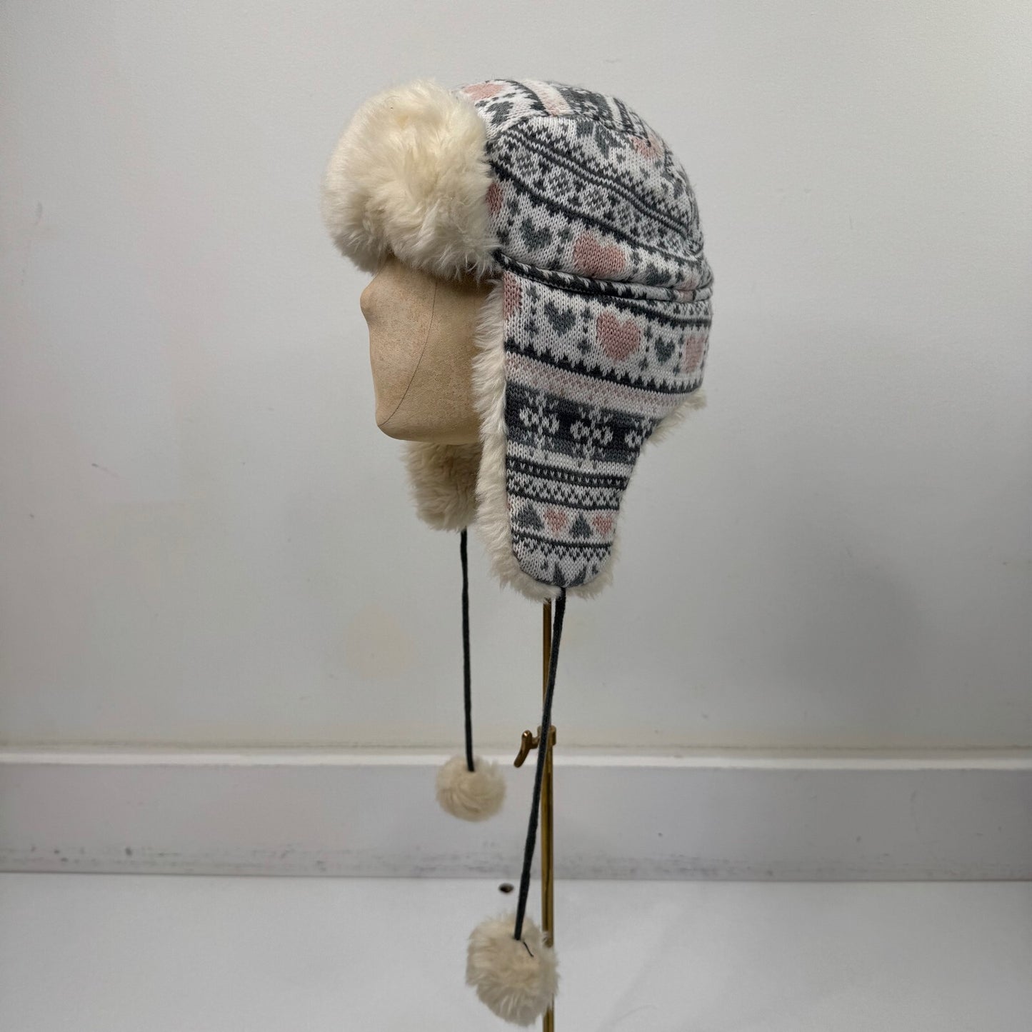 Y2K vintage trapper hat knit faux fur trim pom poms heart aztec print