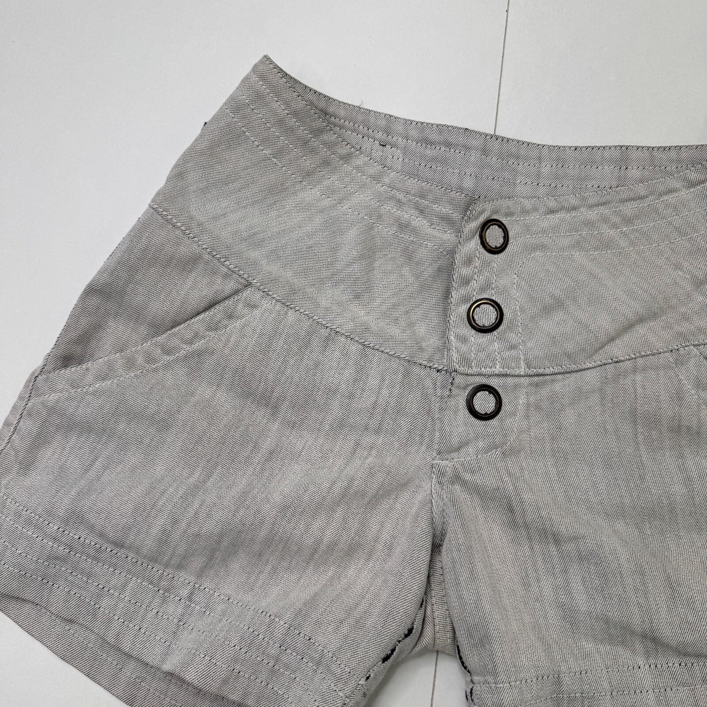 Y2K vintage denim mini shorts mid rise popper buttons side pockets chino