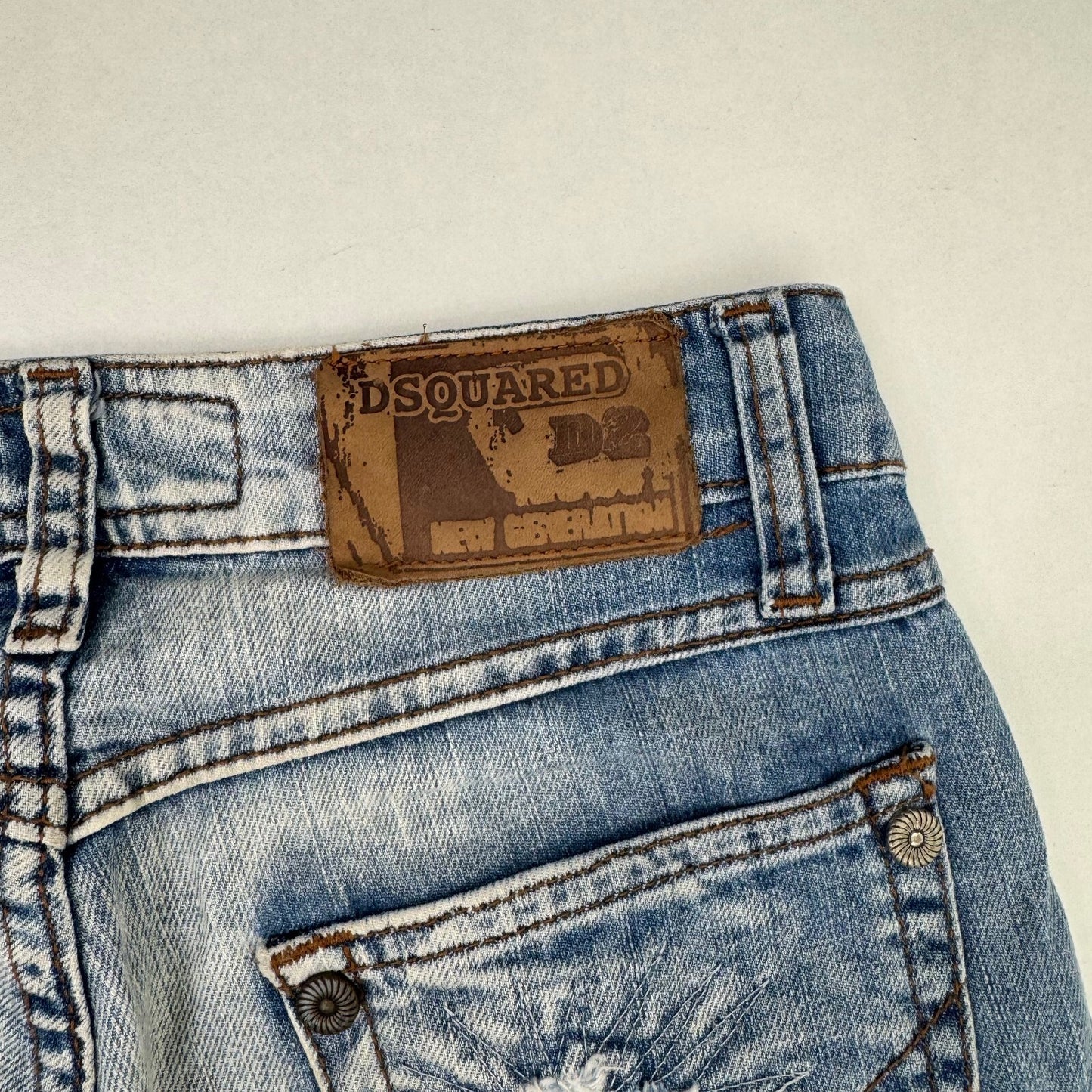 Rare AW03 Dsquared2 Archive Low Rise Distressed Embroidered Flared Jeans W26 L34