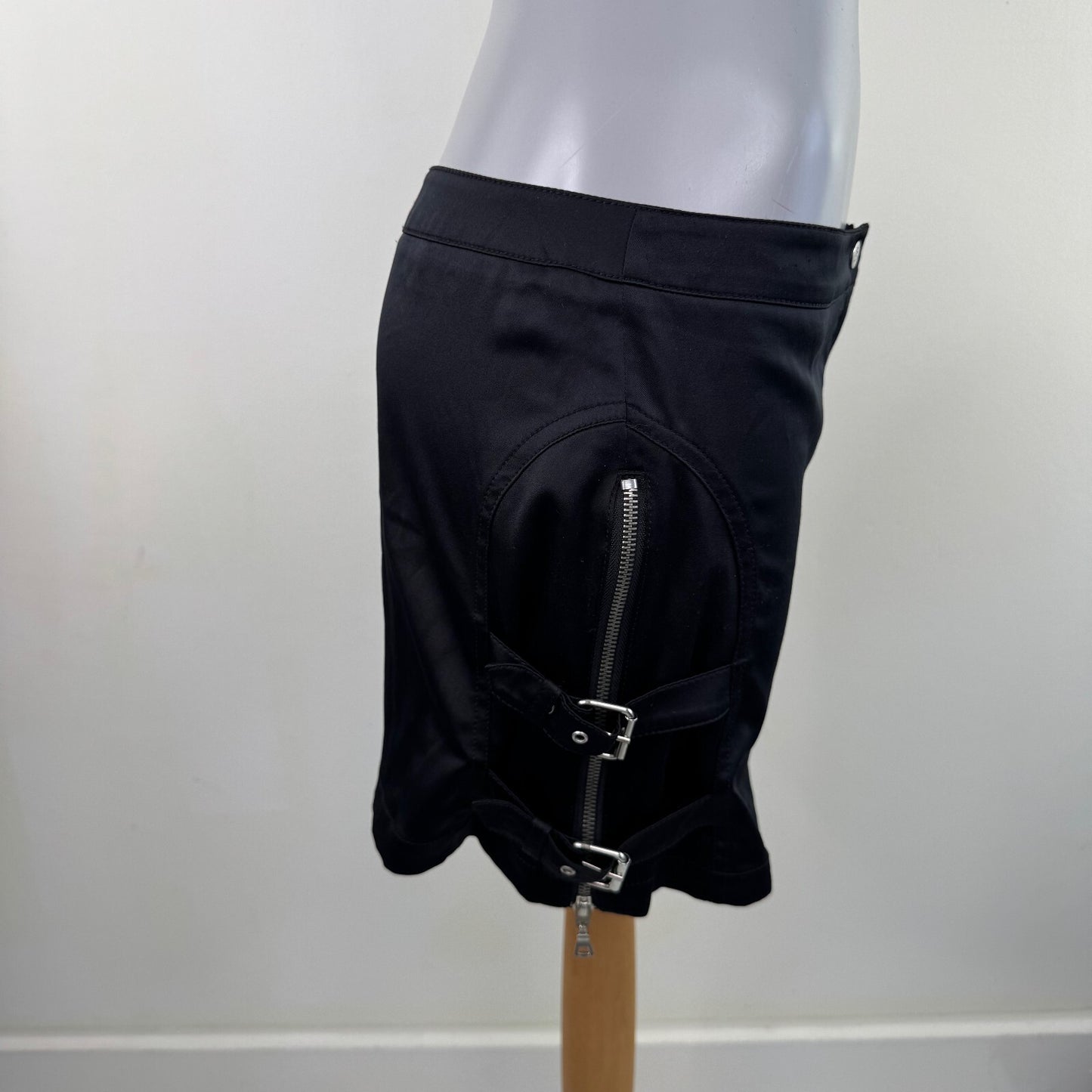 Y2K vintage mini skirt low rise satin zippers black silver buckle
