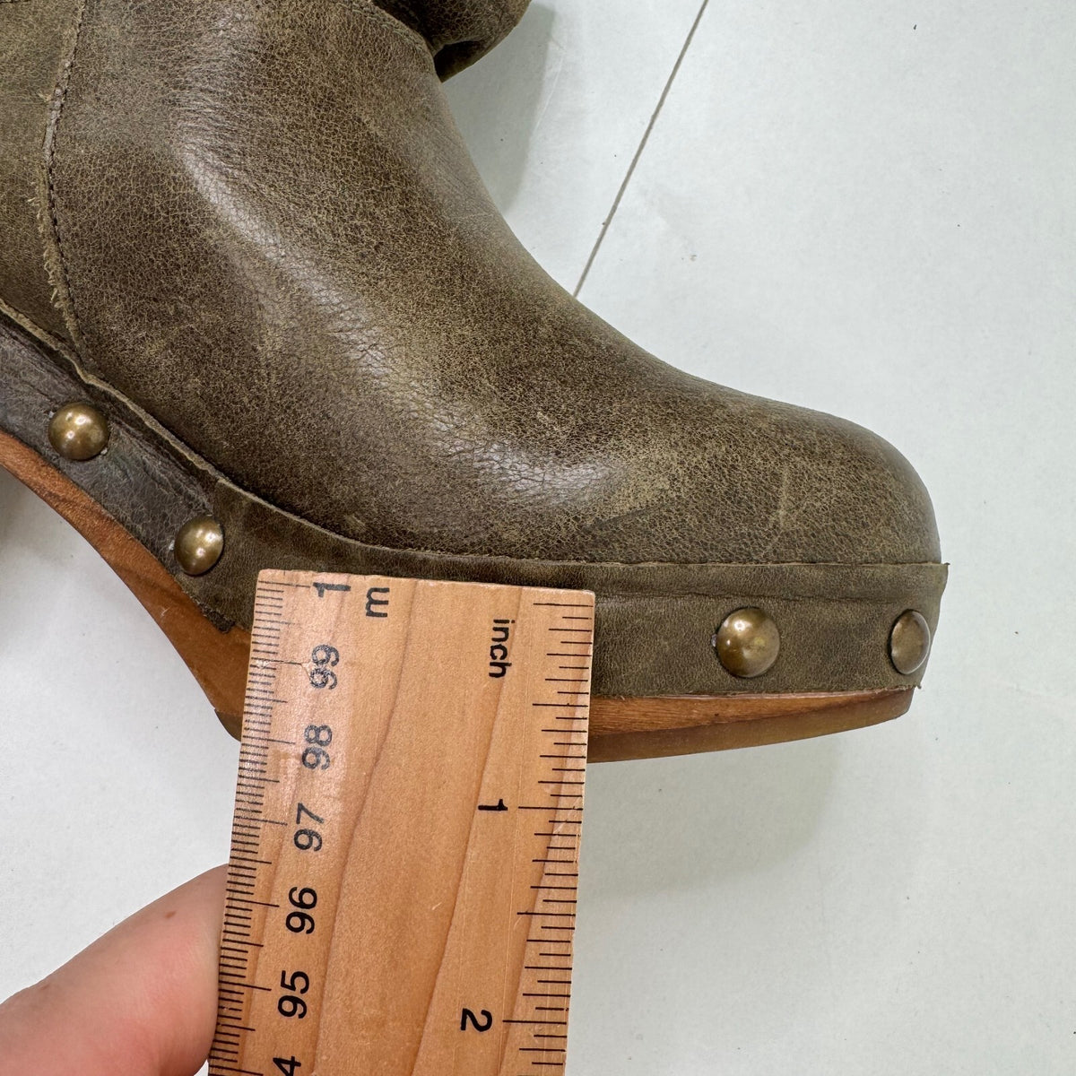 Vintage genuine leather boots studded heels wooden short 2010s archive khaki