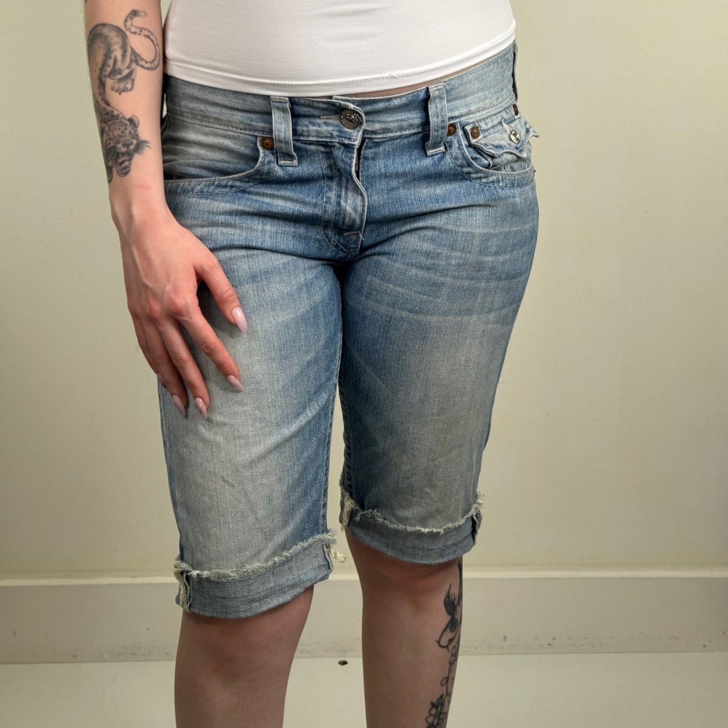 Y2K vintage True Religion capri jeans denim cropped light blue turned hem