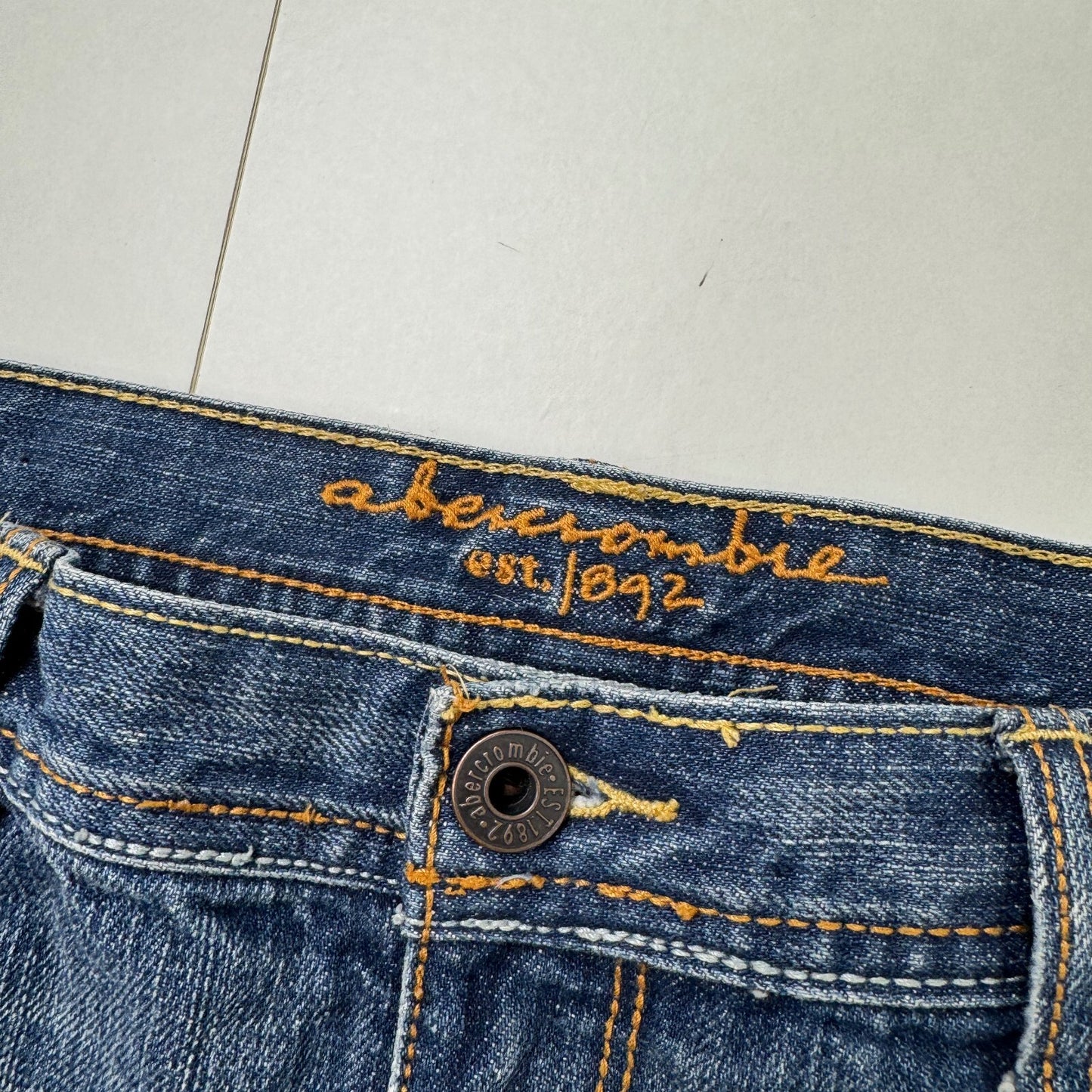 Y2K vintage Abercrombie & Fitch mini skirt low rise denim distressed