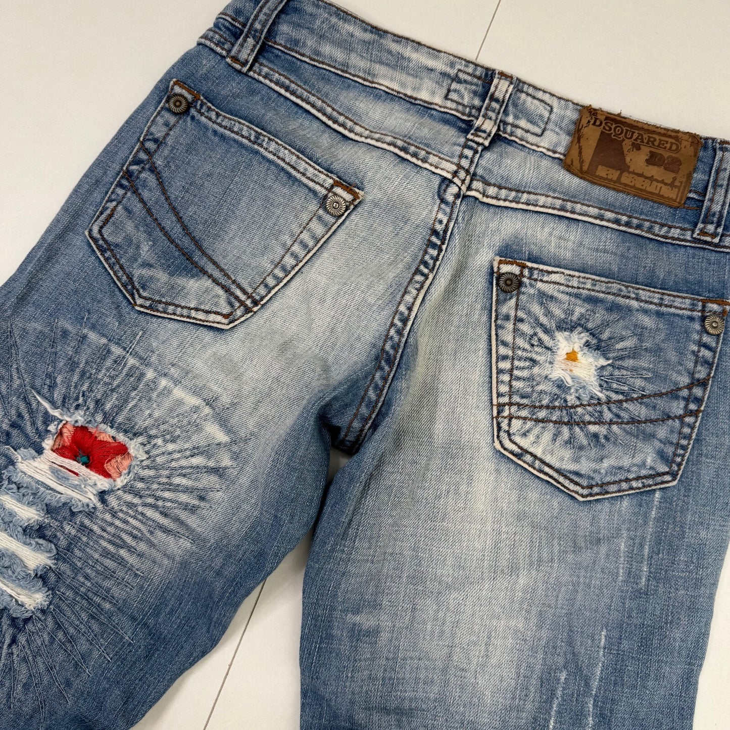 Rare AW03 Dsquared2 Archive Low Rise Distressed Embroidered Flared Jeans W26 L34