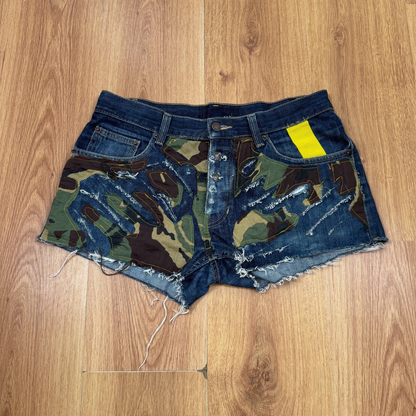 Y2K vintage denim mini shorts cam mid rise patchwork distressed fraying hem