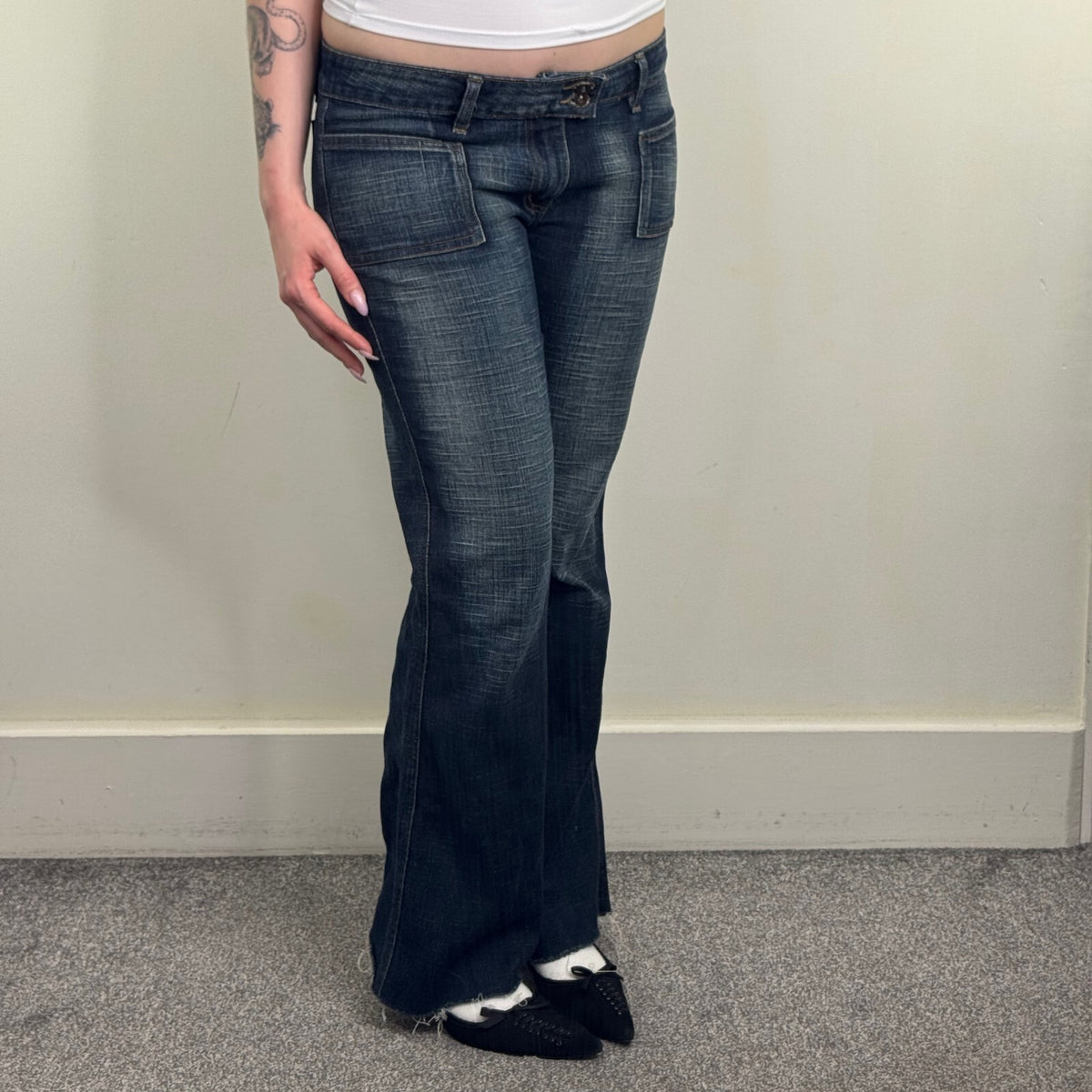 Y2K vintage bootcut denim jeans dark faded blue wash low rise