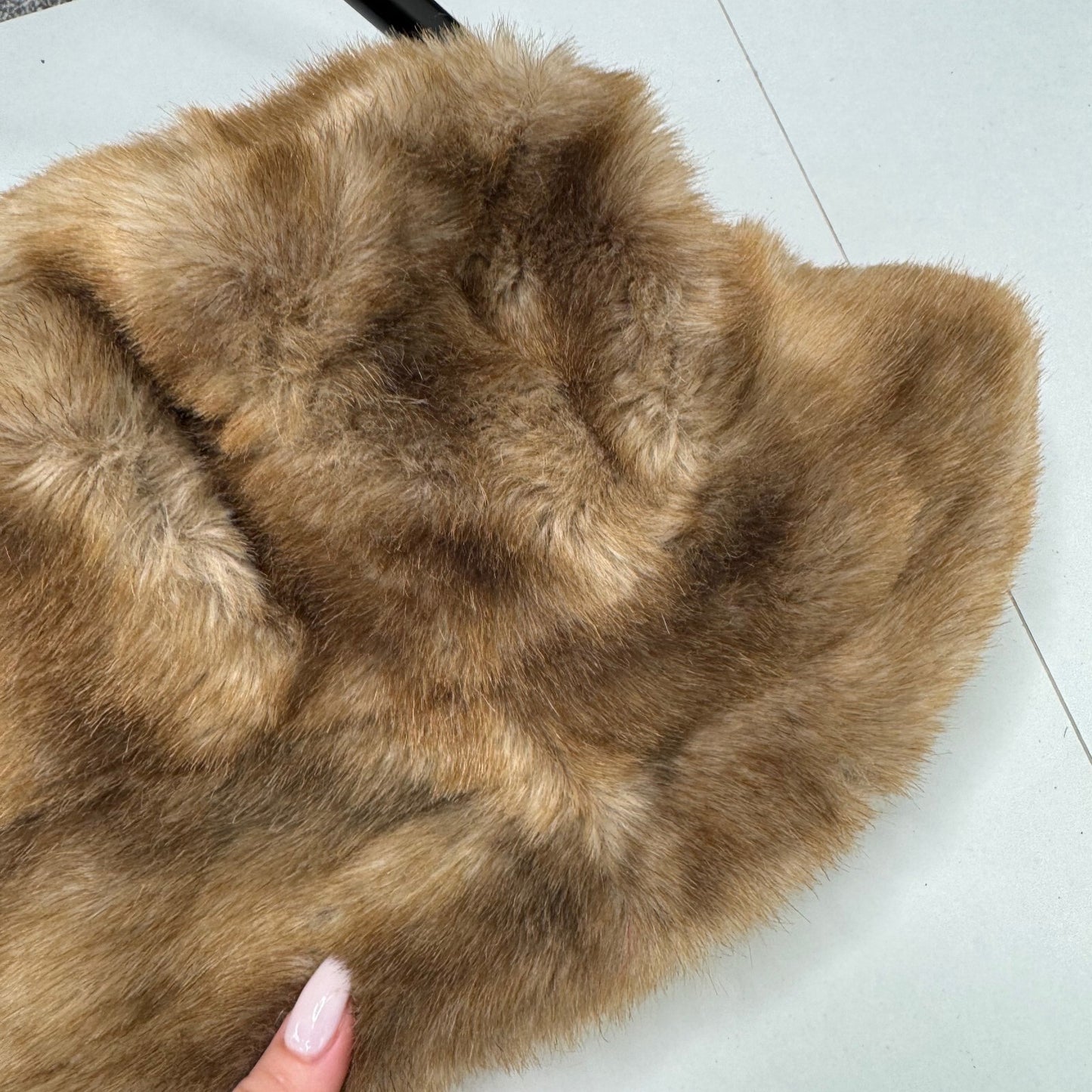 Y2K vintage faux fur hat bucket winter brown two tone fluffy unisex